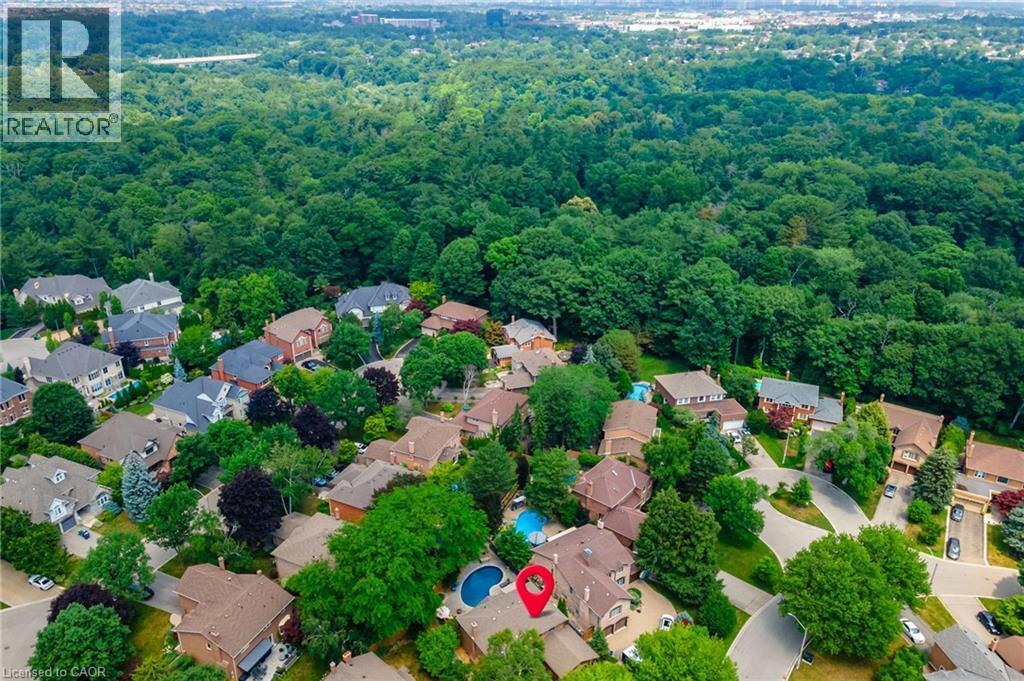 1765 Featherston Court, Mississauga, ON - Outdoor With View