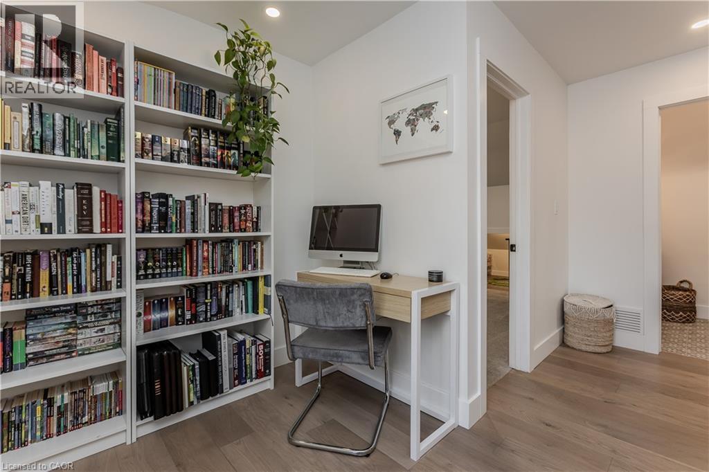 333 St Paul Street, Burlington, ON - Indoor Photo Showing Office