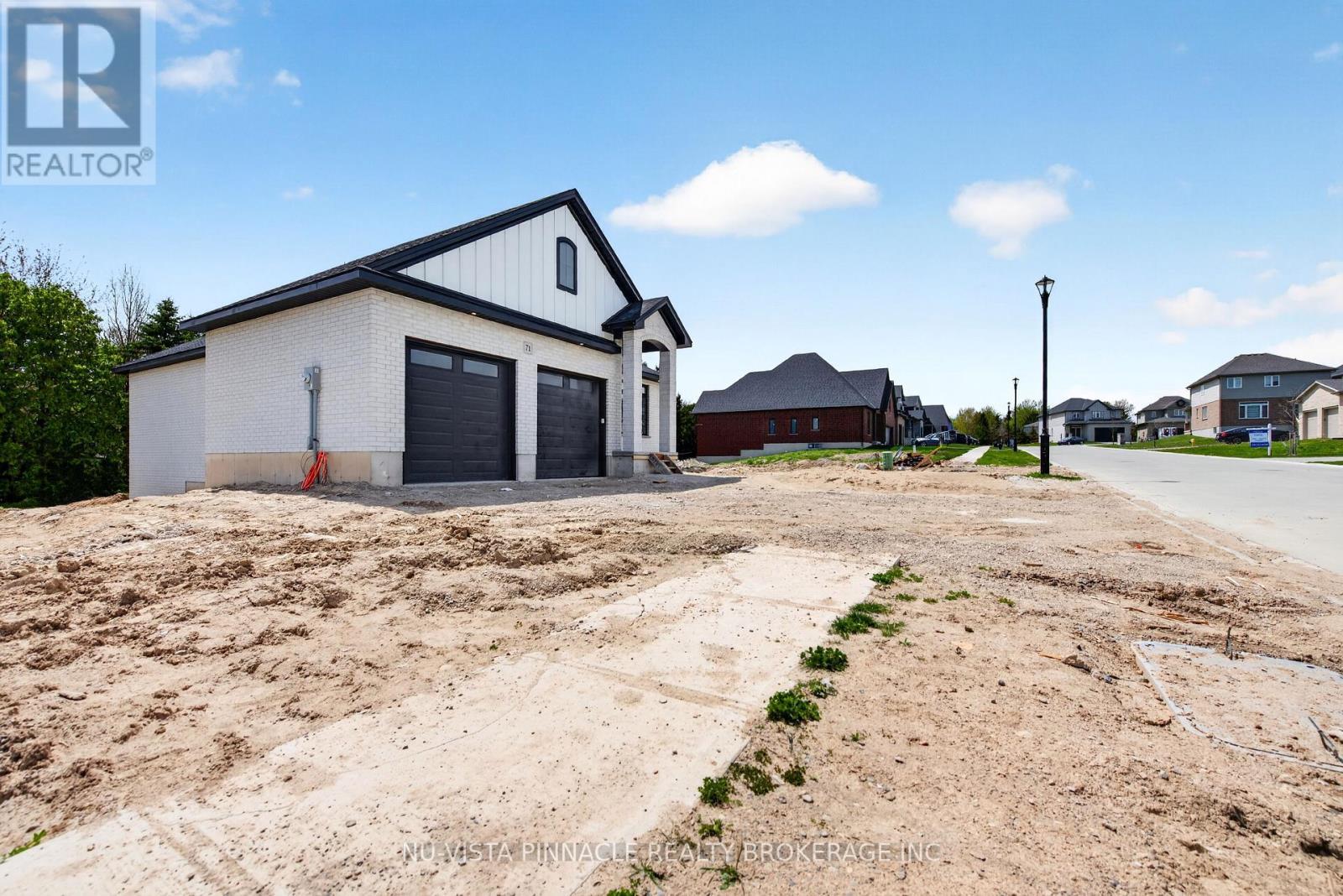 71 Basil Crescent, Middlesex Centre (Ilderton), ON - Outdoor