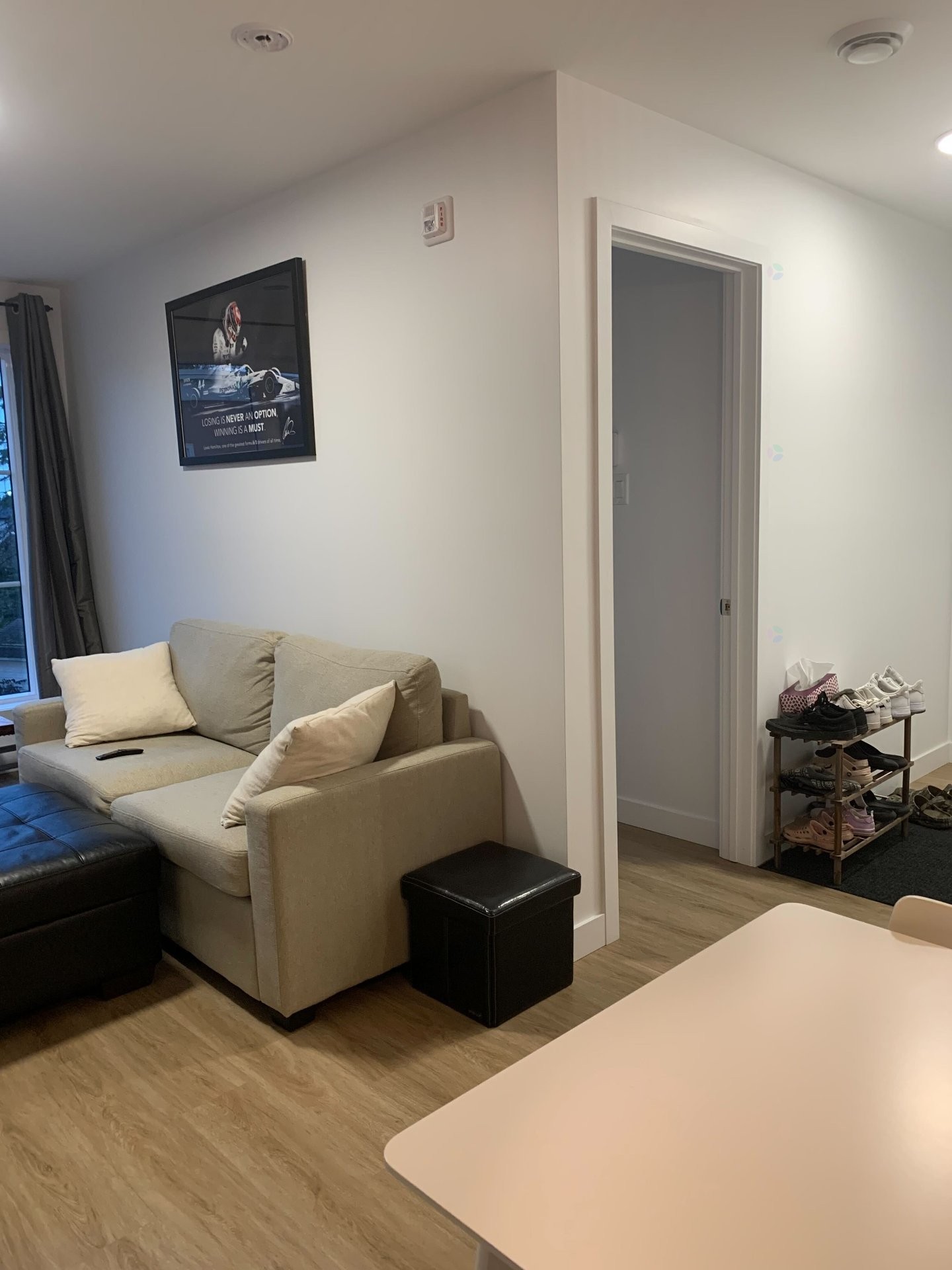 Living Room - 301-1360 Rue Principale, Saint-Roch-De-L'Achigan, QC - Indoor