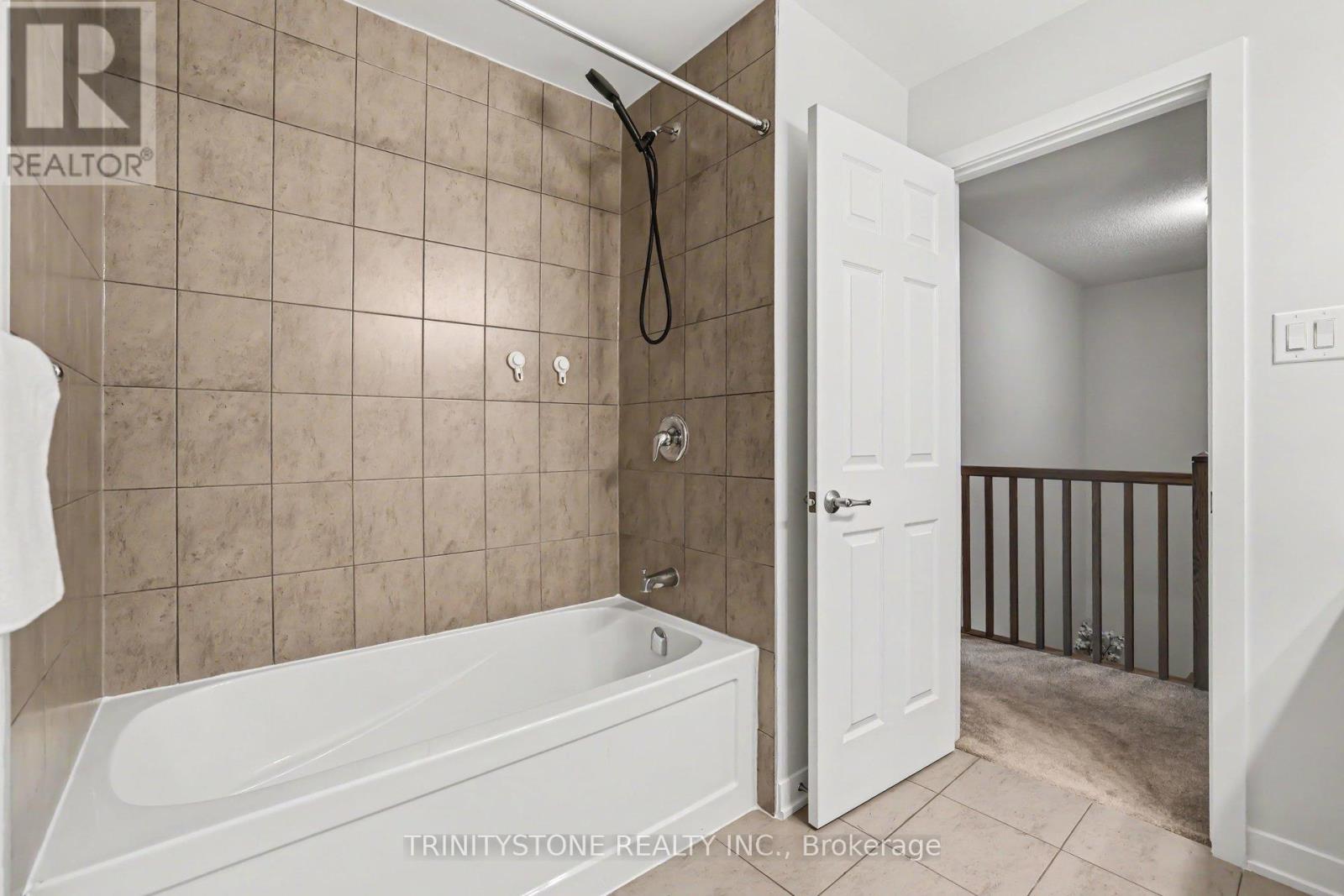 225 Billrian Crescent, Ottawa, ON - Indoor Photo Showing Bathroom
