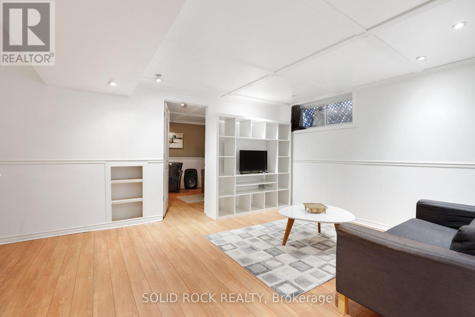 Basement rec room - 45 Basswood Avenue, Ottawa, ON - Indoor