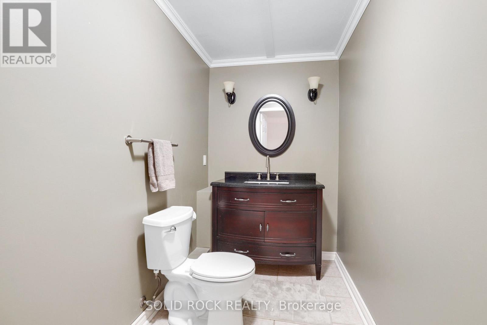 Basement powder room - 45 Basswood Avenue, Ottawa, ON - Indoor Photo Showing Bathroom