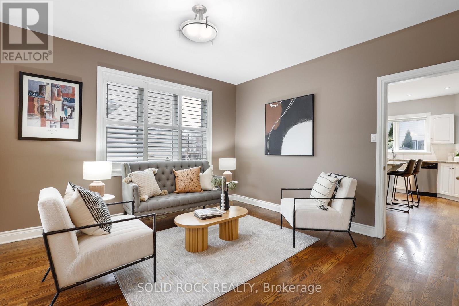 Formal living room - 45 Basswood Avenue, Ottawa, ON - Indoor Photo Showing Living Room