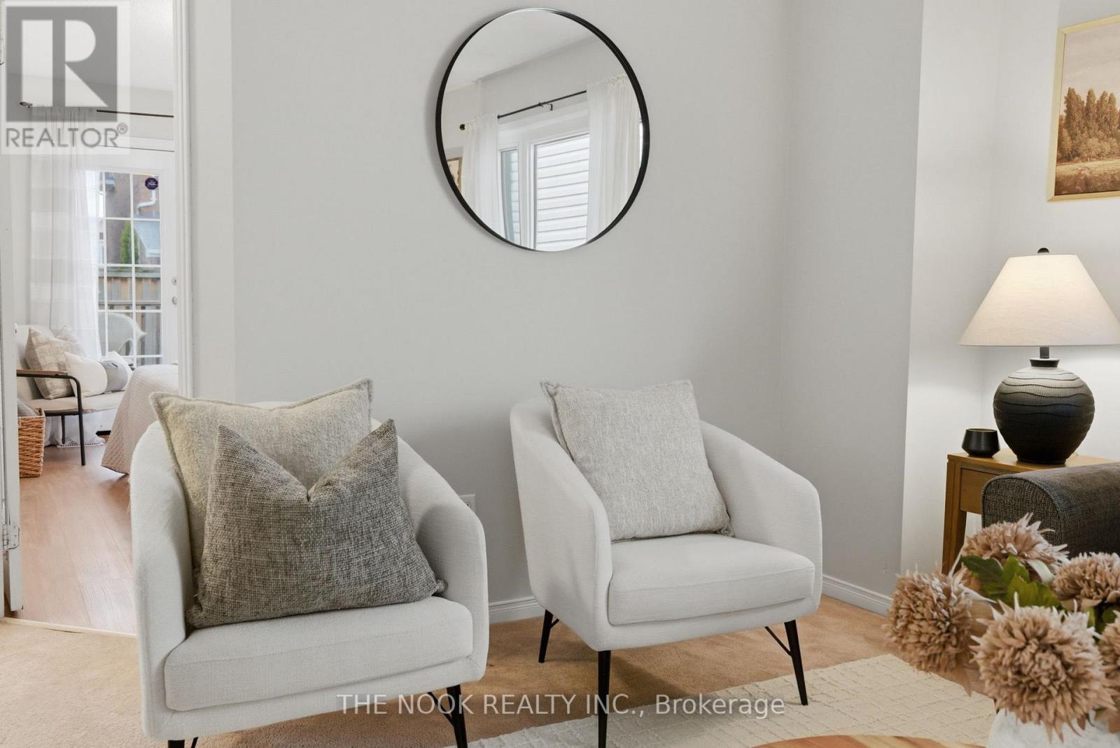 1139 Ridgemount Boulevard, Oshawa (Pinecrest), ON - Indoor