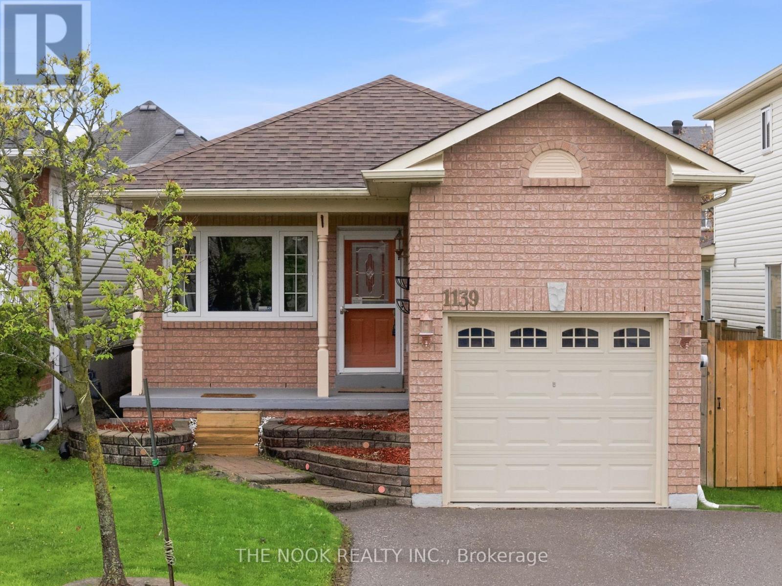 1139 Ridgemount Boulevard, Oshawa (Pinecrest), ON - Outdoor With Exterior