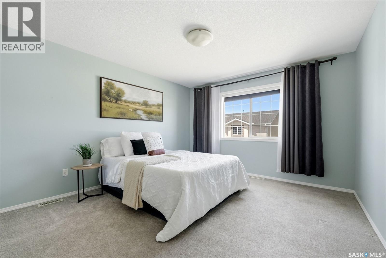 40 2751 Windsor Park Road, Regina, SK - Indoor Photo Showing Bedroom