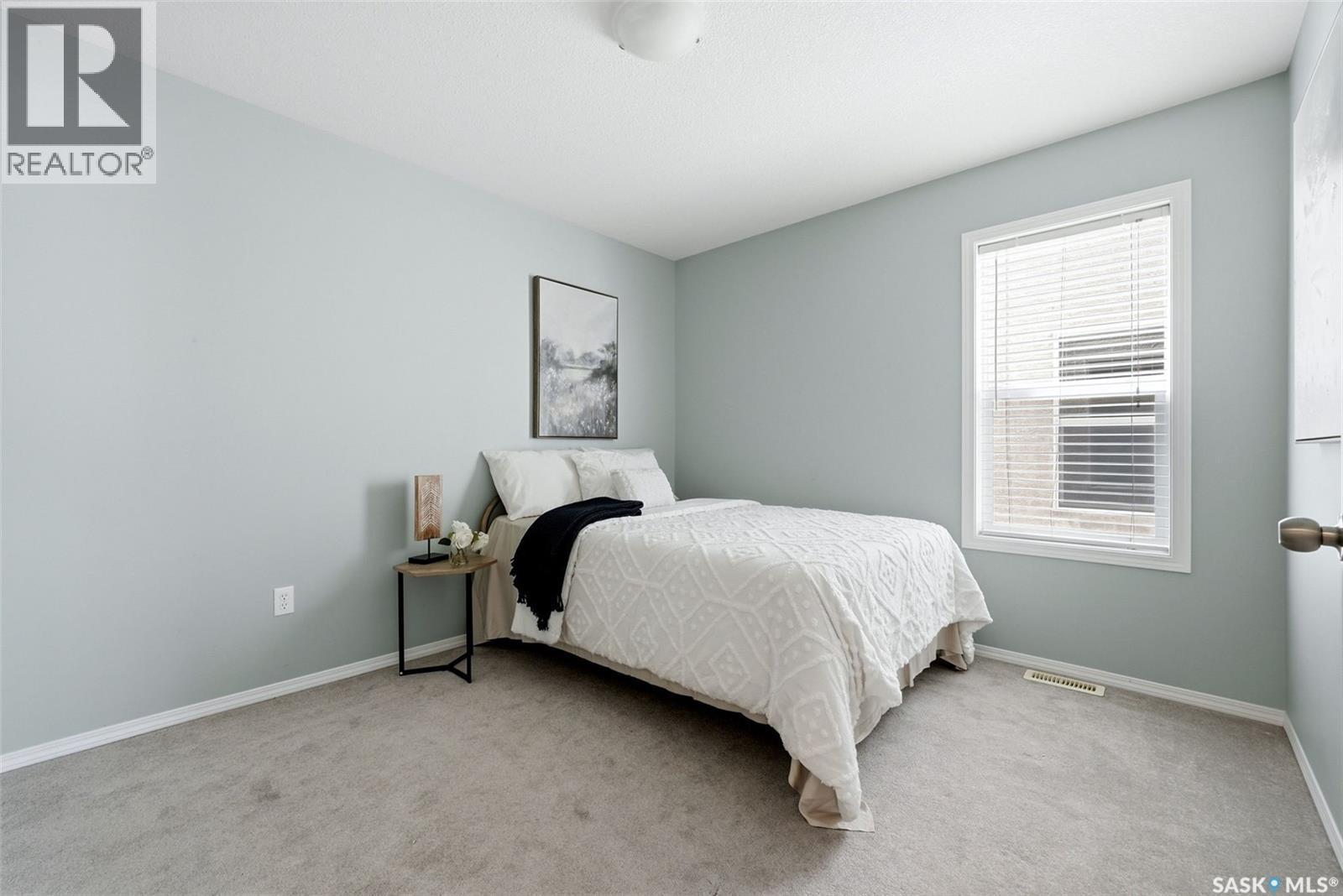 40 2751 Windsor Park Road, Regina, SK - Indoor Photo Showing Bedroom