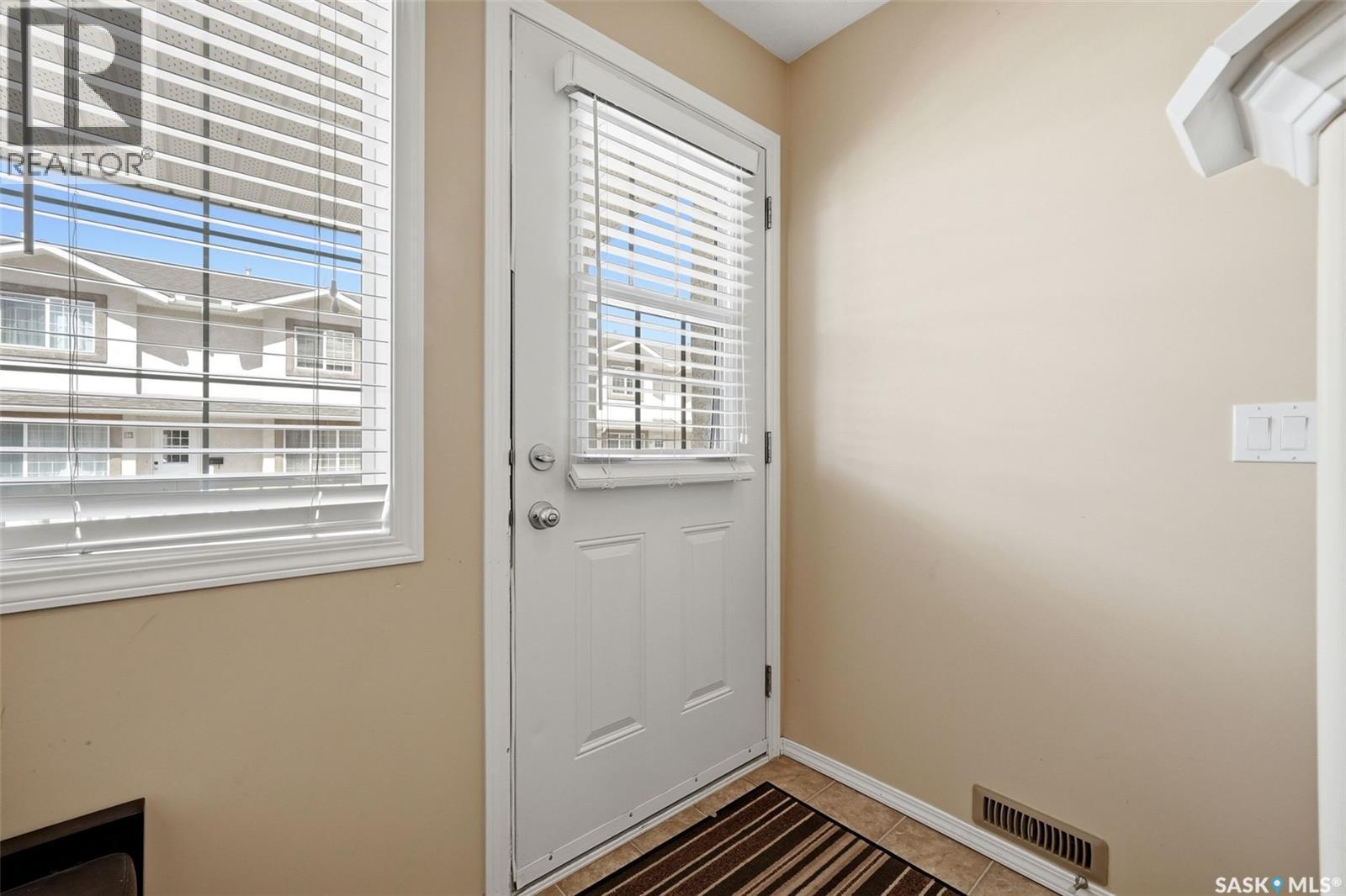 40 2751 Windsor Park Road, Regina, SK - Indoor Photo Showing Other Room