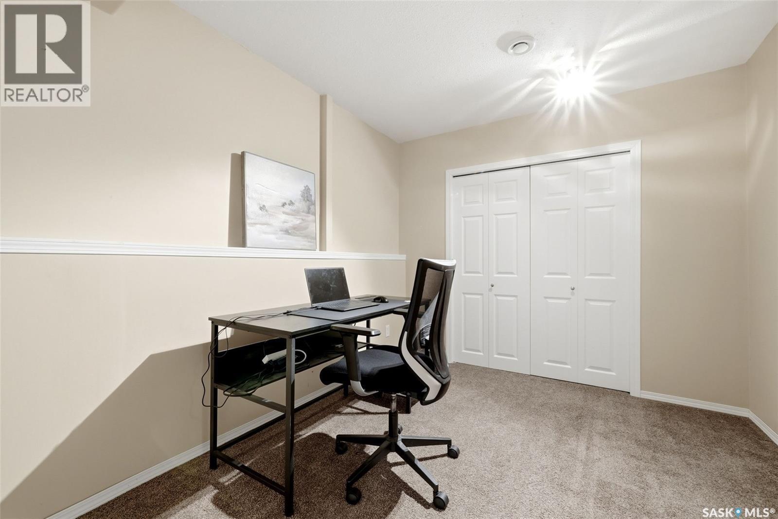 40 2751 Windsor Park Road, Regina, SK - Indoor Photo Showing Office