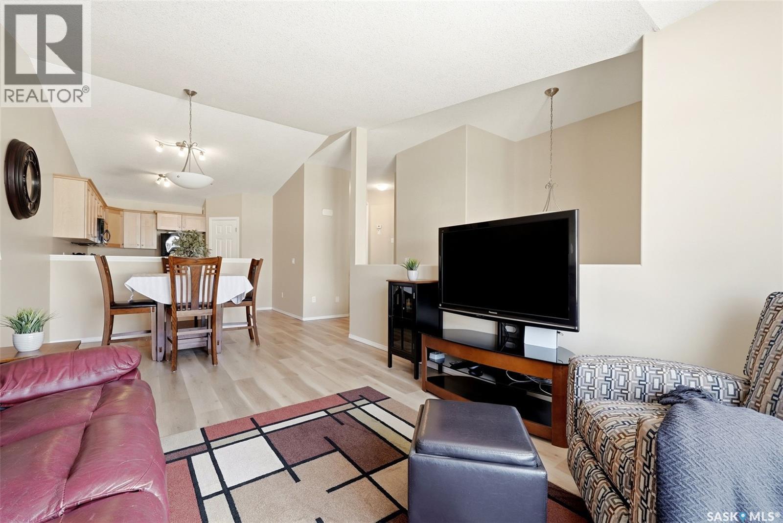 40 2751 Windsor Park Road, Regina, SK - Indoor