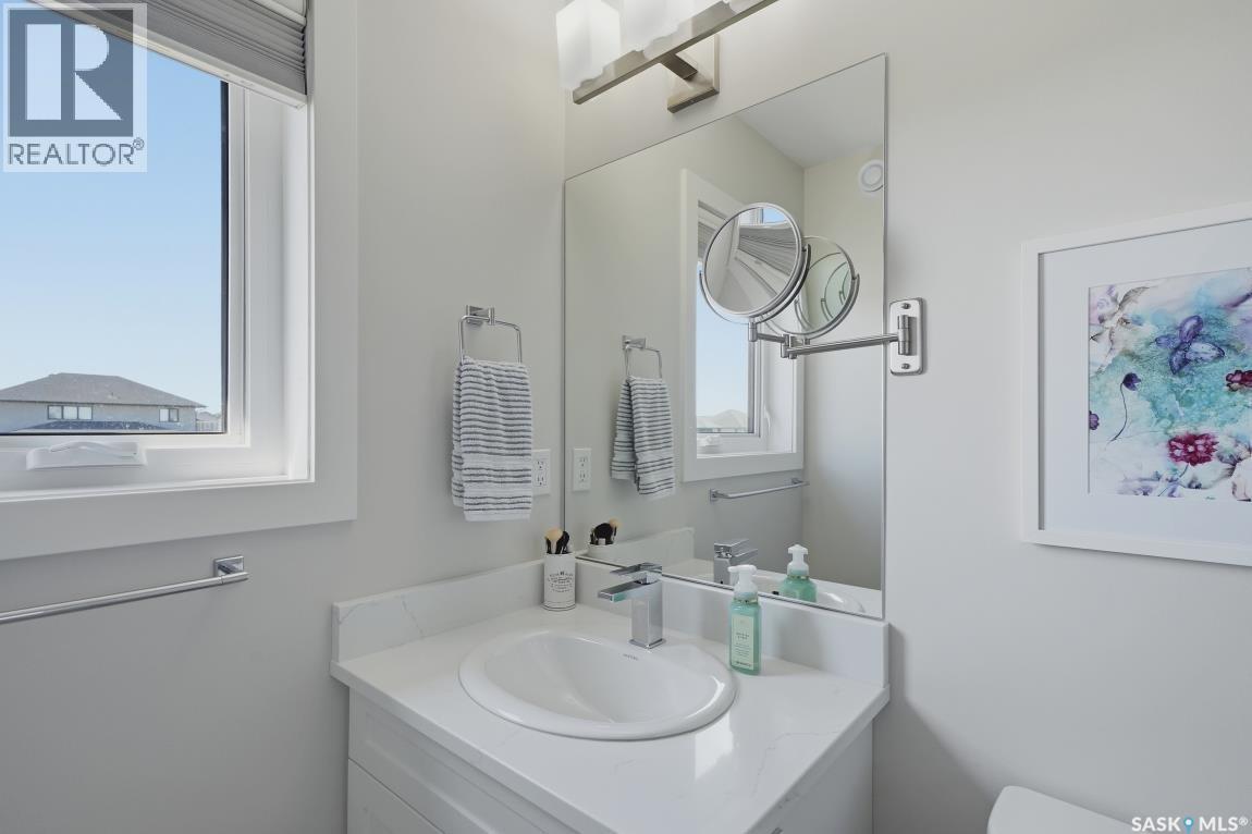 27 619 Evergreen Boulevard, Saskatoon, SK - Indoor Photo Showing Bathroom