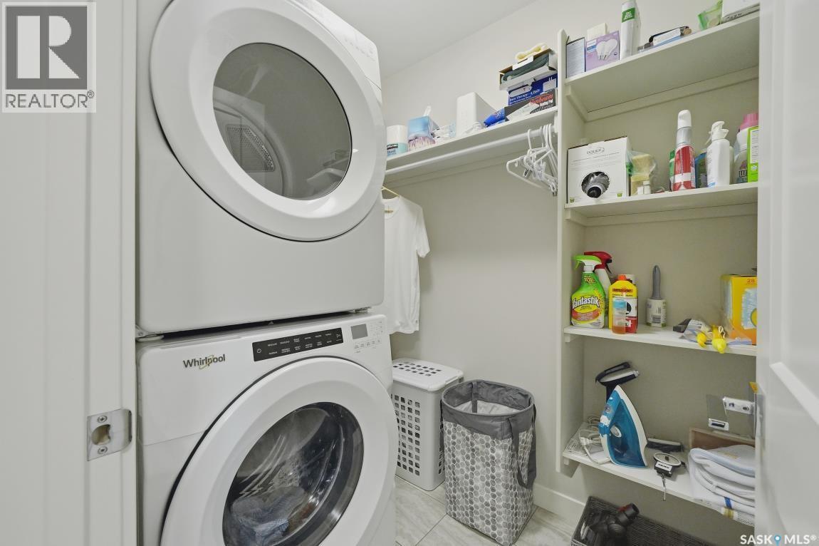 27 619 Evergreen Boulevard, Saskatoon, SK - Indoor Photo Showing Laundry Room
