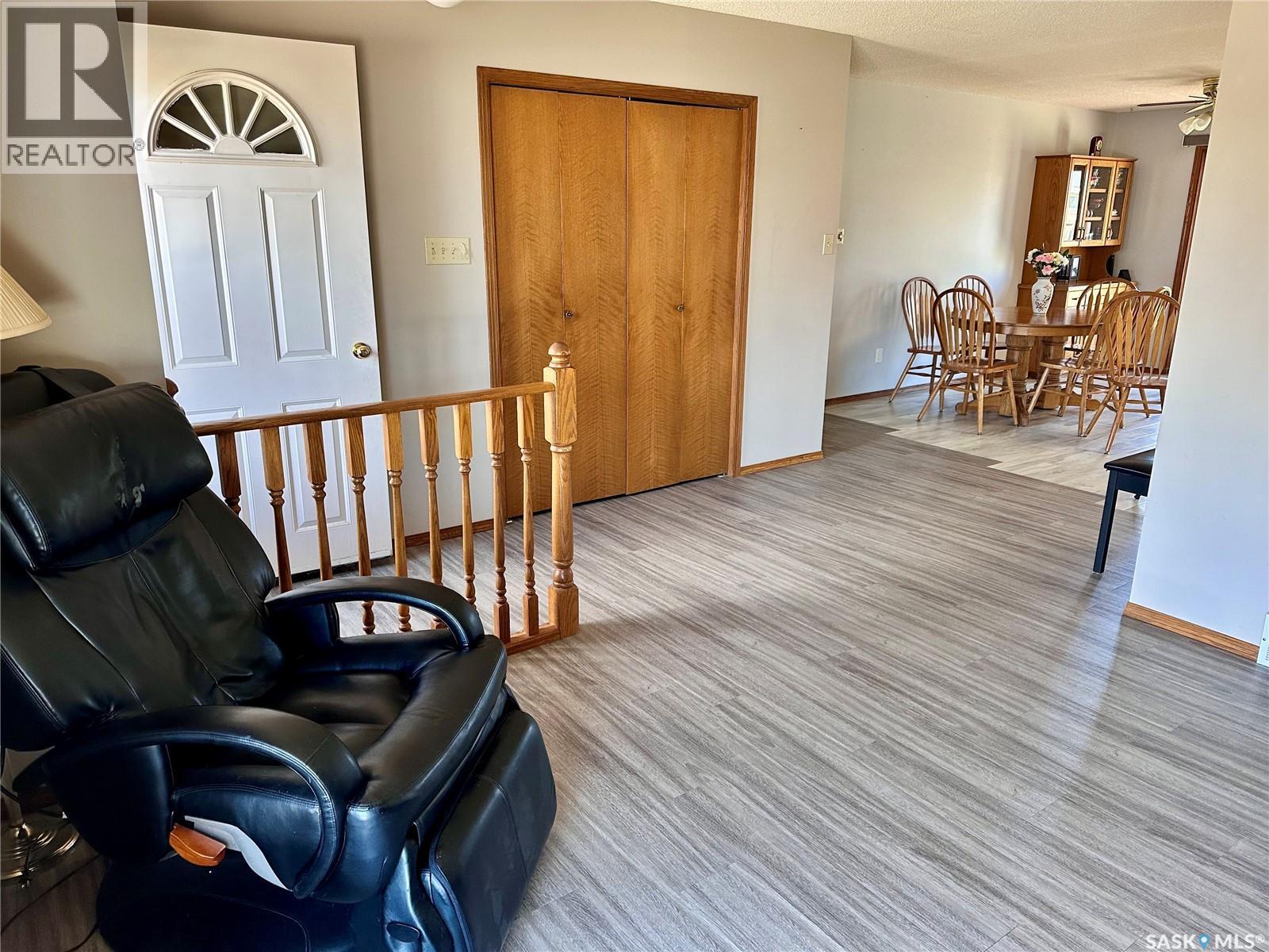 334 Young Street, Earl Grey, SK - Indoor