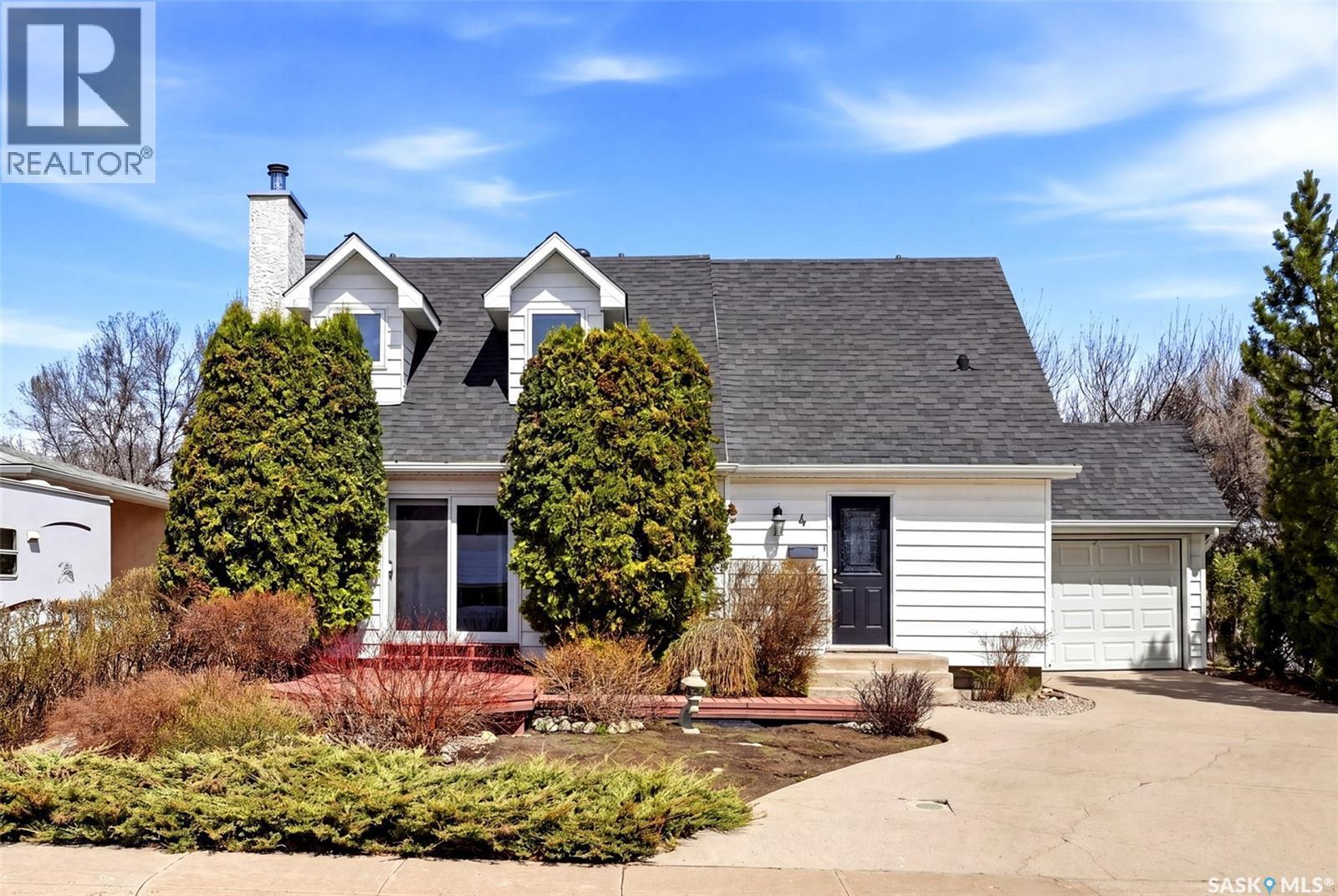 4 Bannister Avenue, Regina, SK - Outdoor
