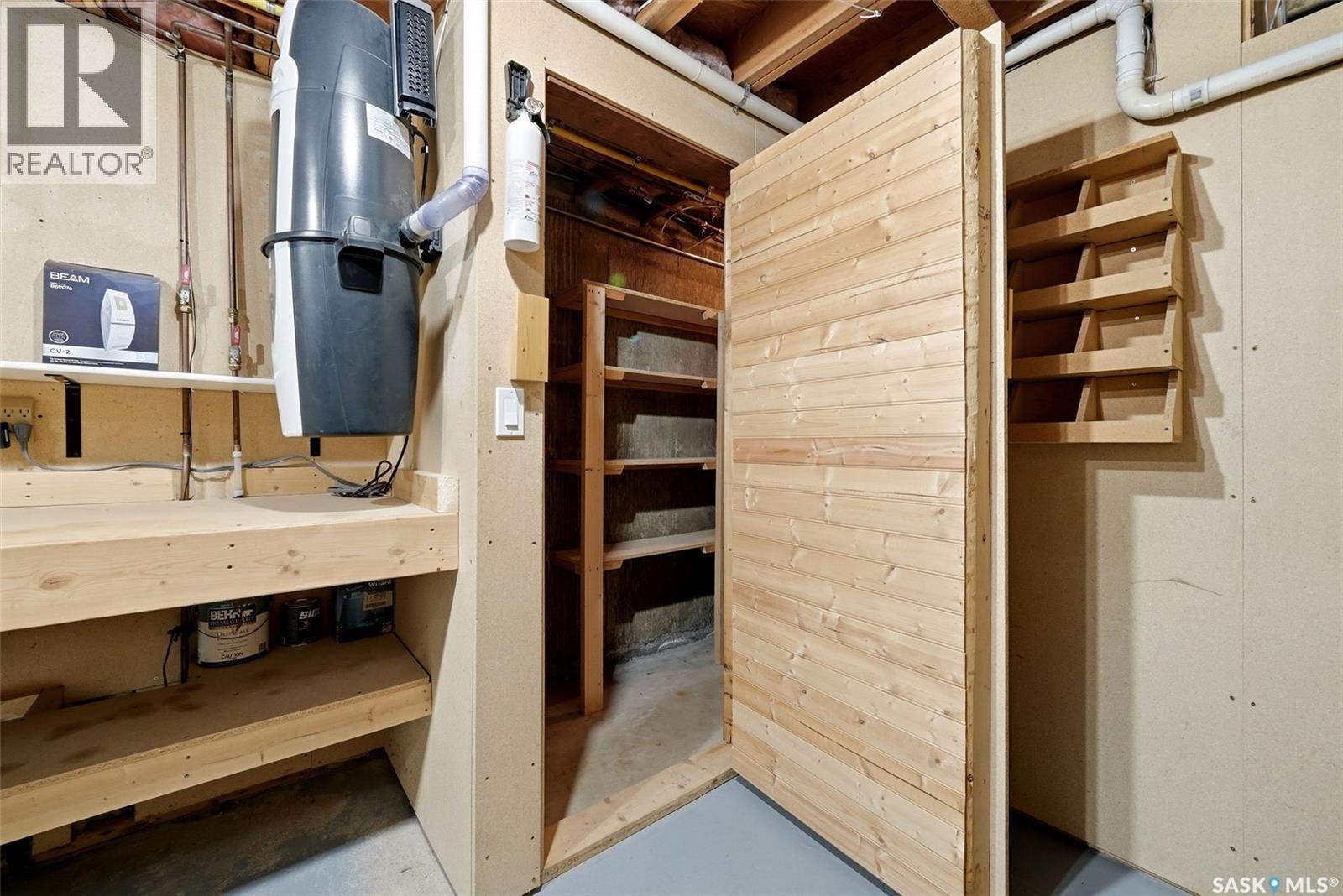 4 Bannister Avenue, Regina, SK - Photo Showing Other Room