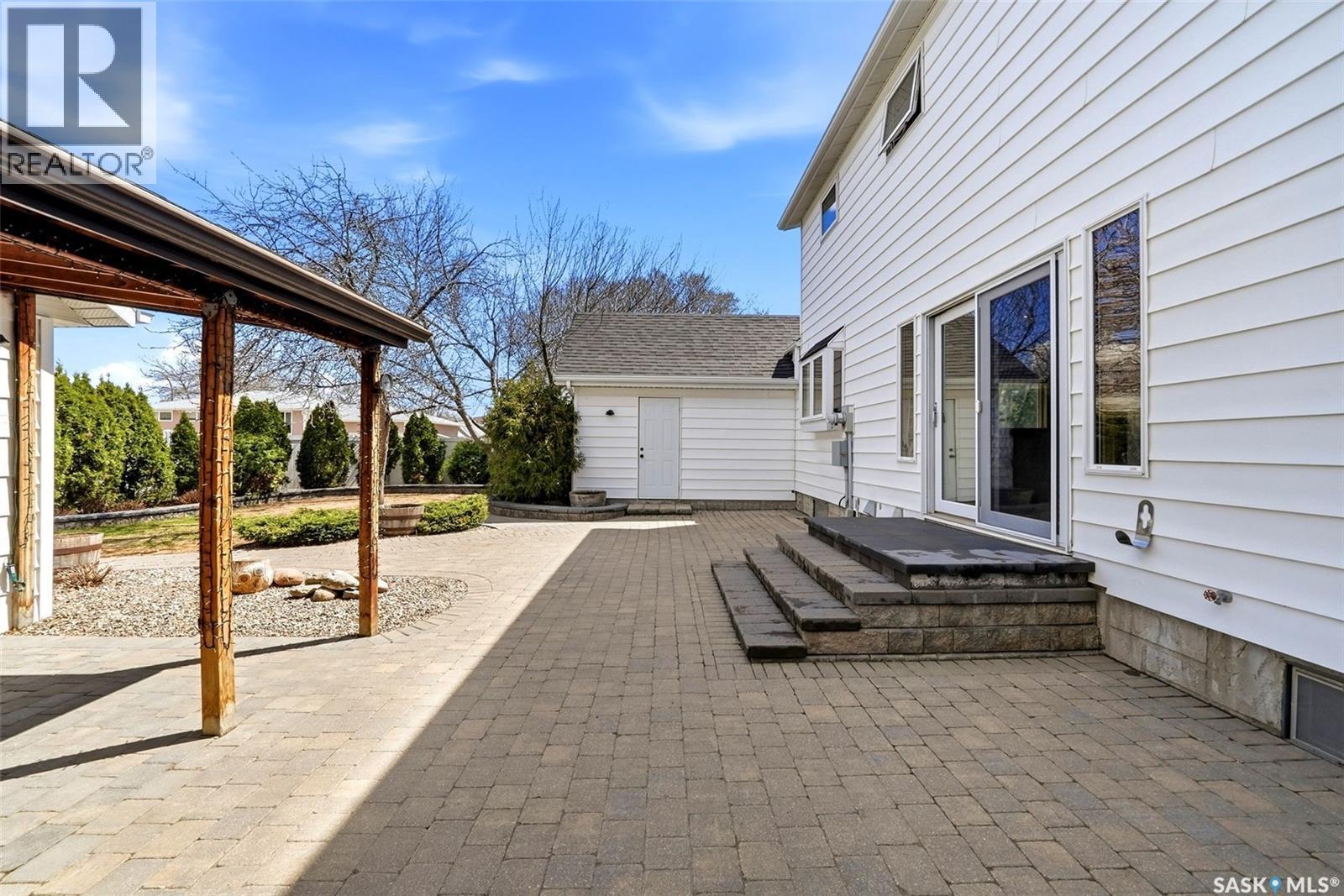 4 Bannister Avenue, Regina, SK - Outdoor With Exterior