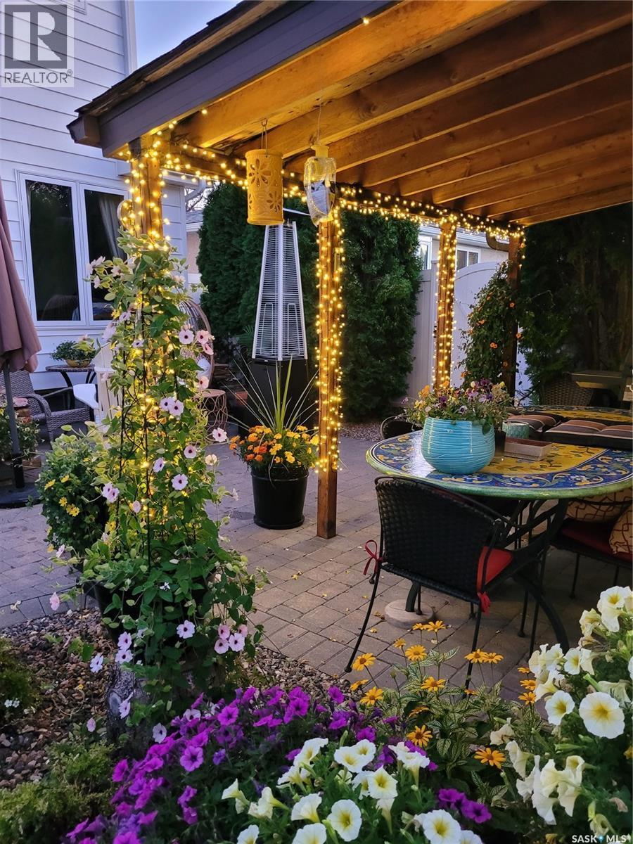 4 Bannister Avenue, Regina, SK - Outdoor With Deck Patio Veranda