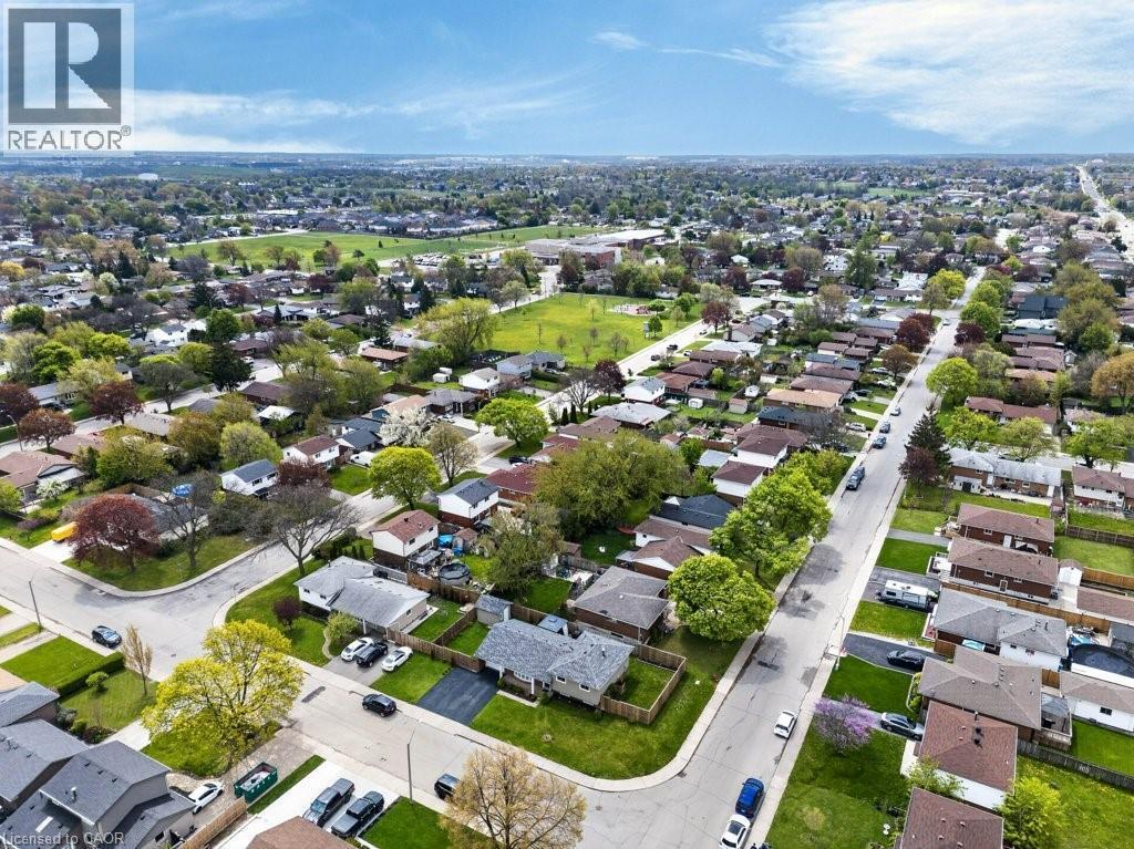 4 Camelot Drive, Hamilton, ON - Outdoor With View