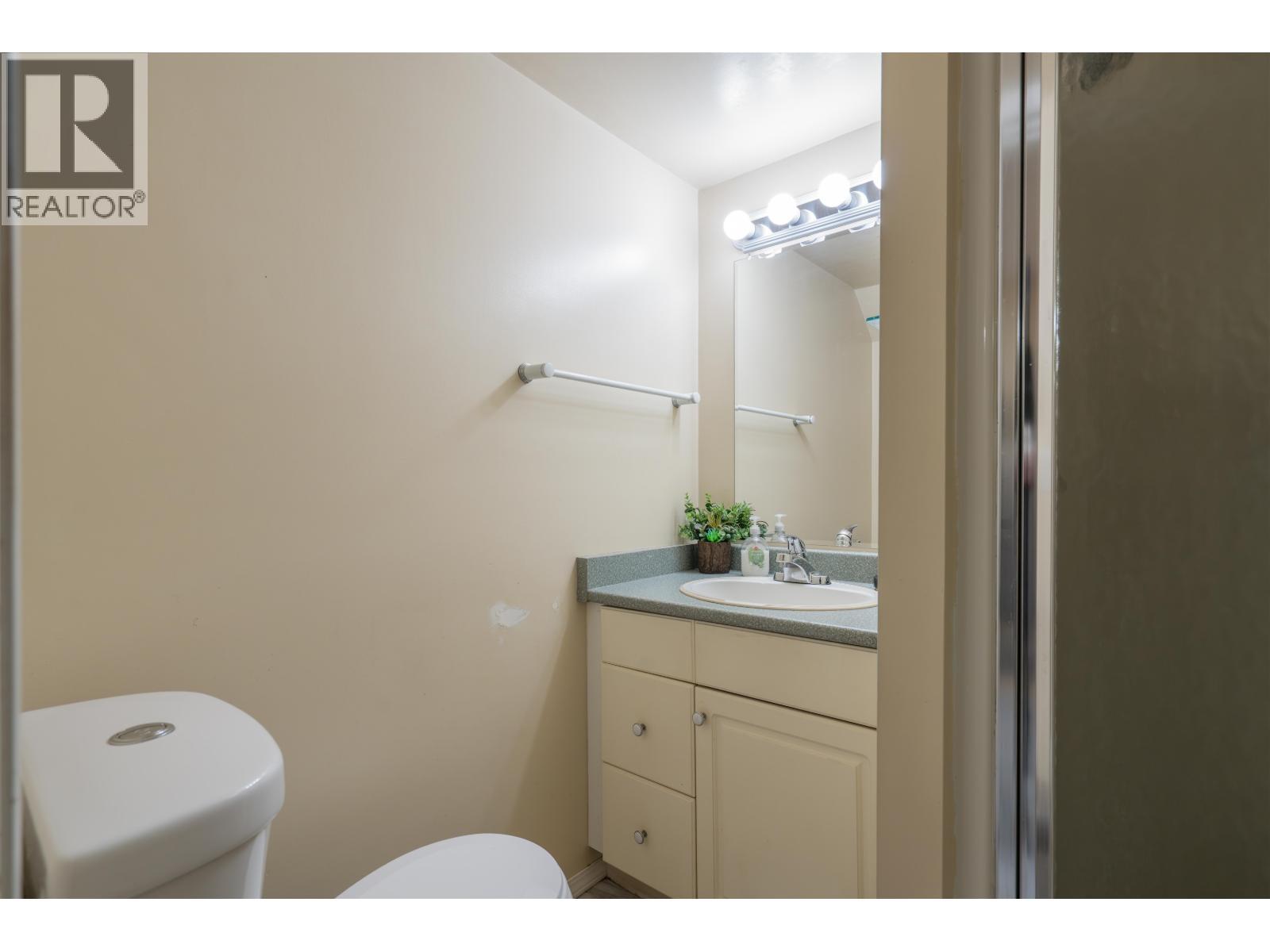 6765 Checkley Road, Prince George, BC - Indoor Photo Showing Bathroom