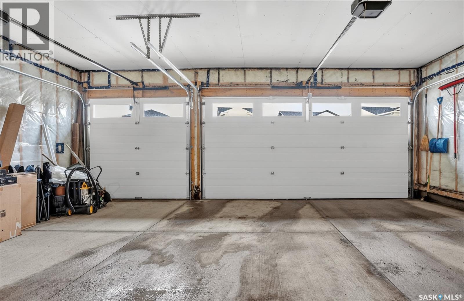 314 Keith Union, Saskatoon, SK - Indoor Photo Showing Garage