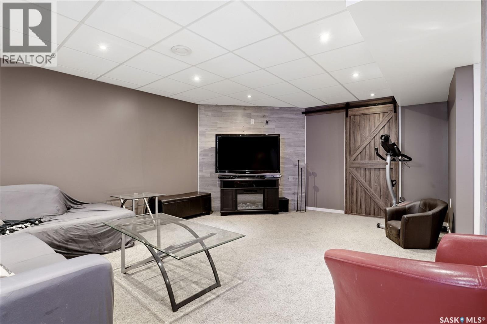 6954 Maple Brook Crescent, Regina, SK - Indoor