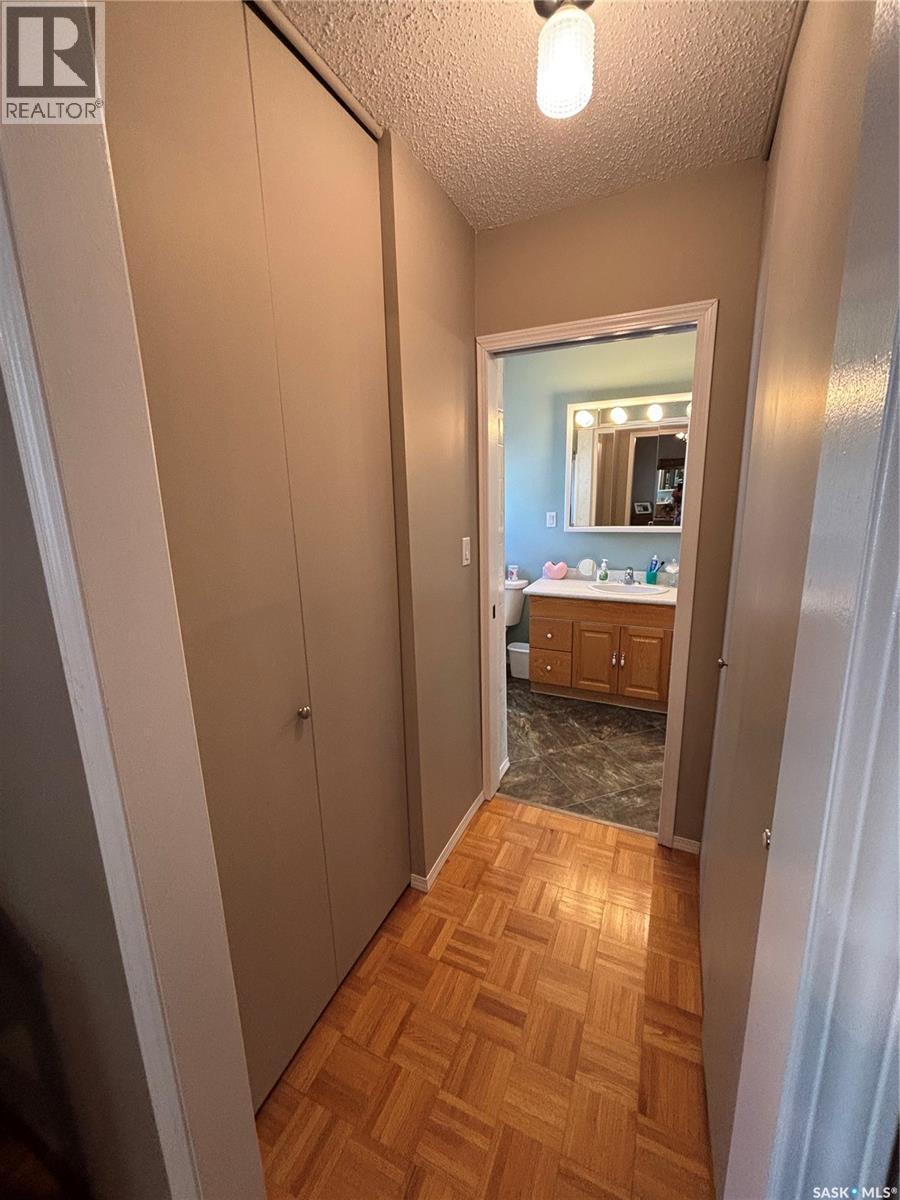 101 Kennedy Drive, Melfort, SK - Indoor