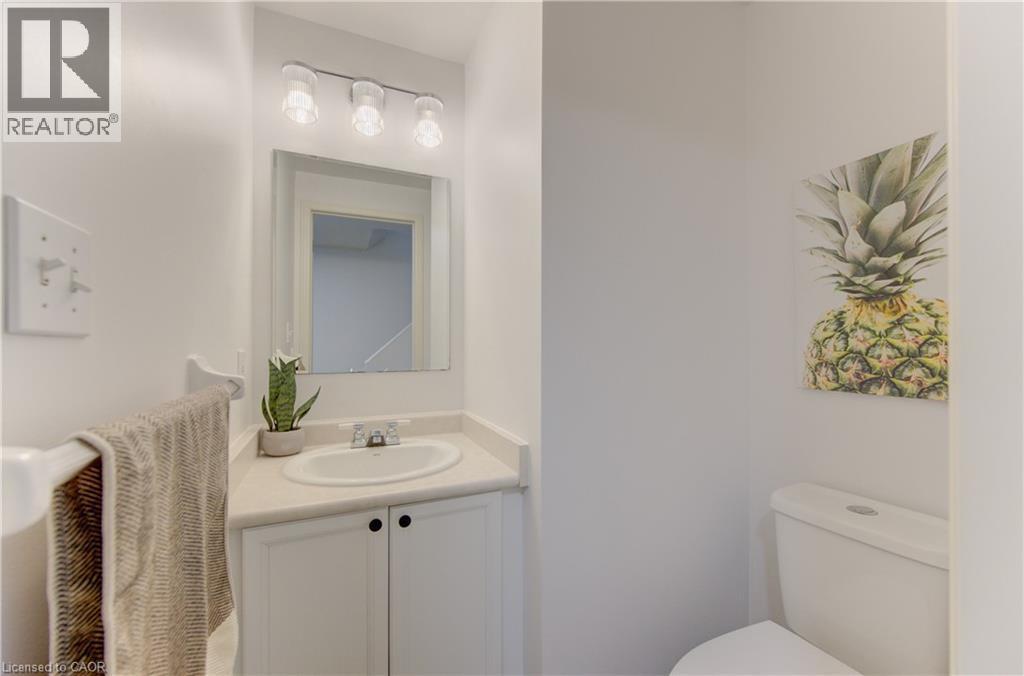 38 Cassidy Court, Cambridge, ON - Indoor Photo Showing Bathroom