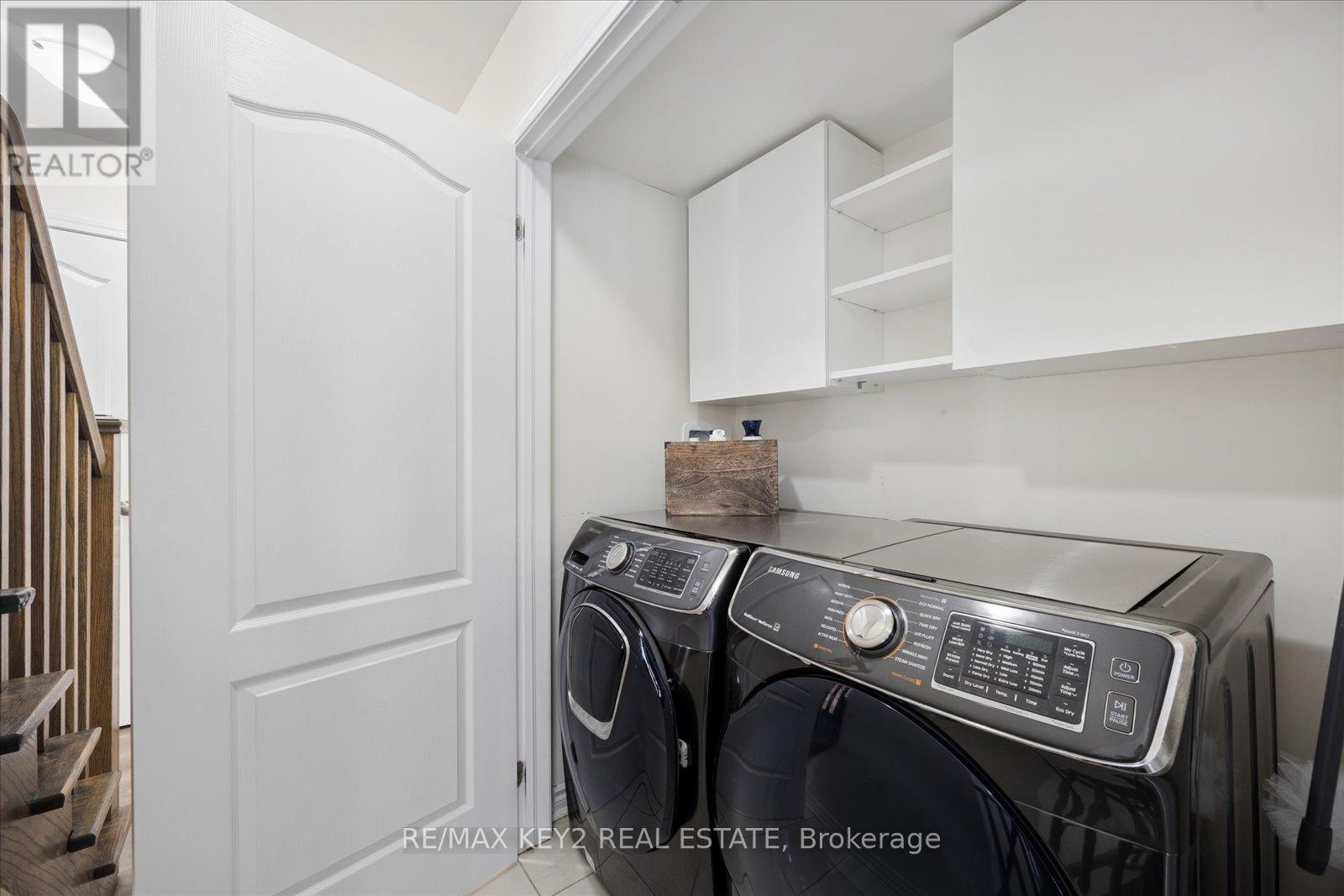 2417 Fall Harvest Crescent, Pickering, ON - Indoor Photo Showing Laundry Room