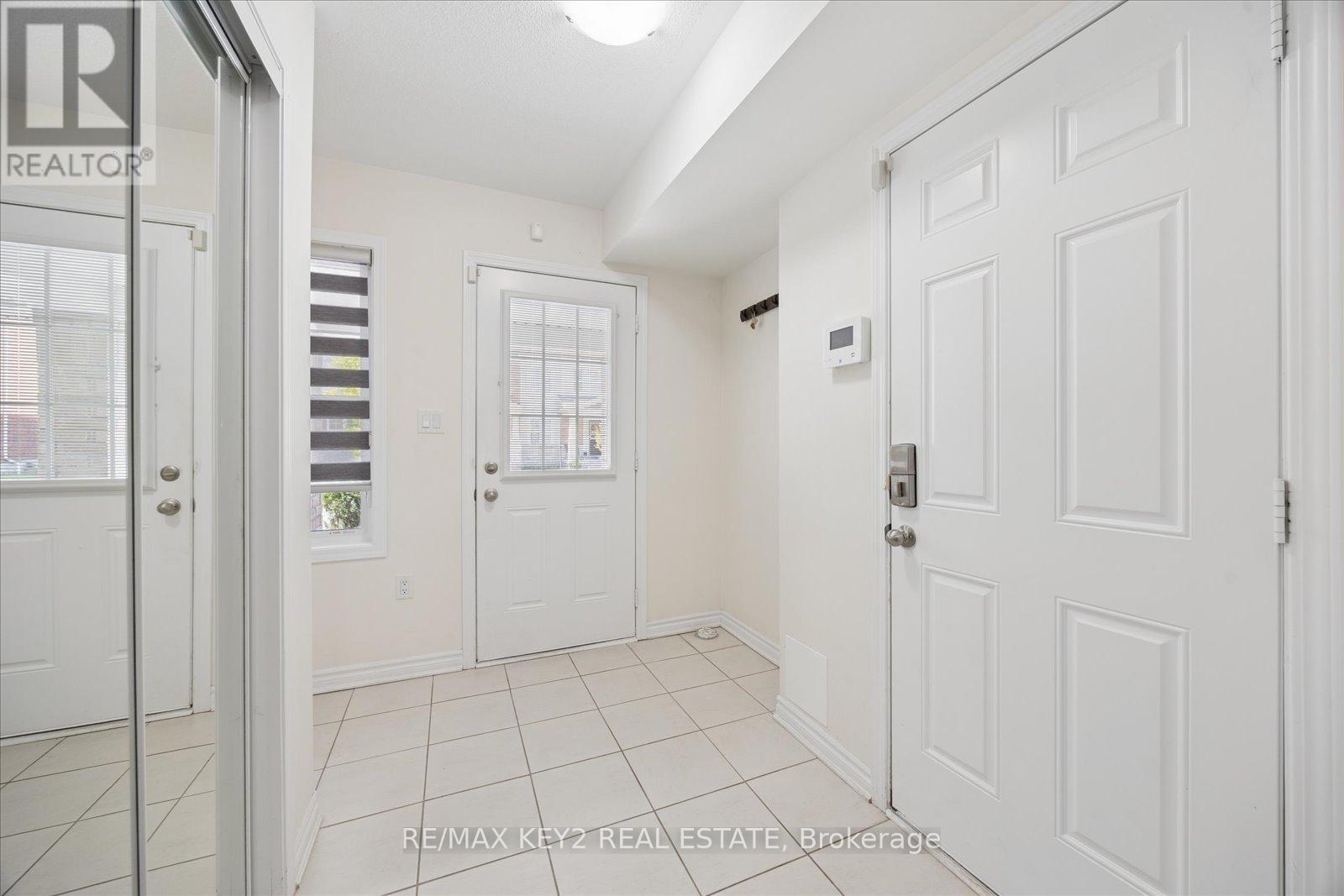 2417 Fall Harvest Crescent, Pickering, ON - Indoor Photo Showing Other Room