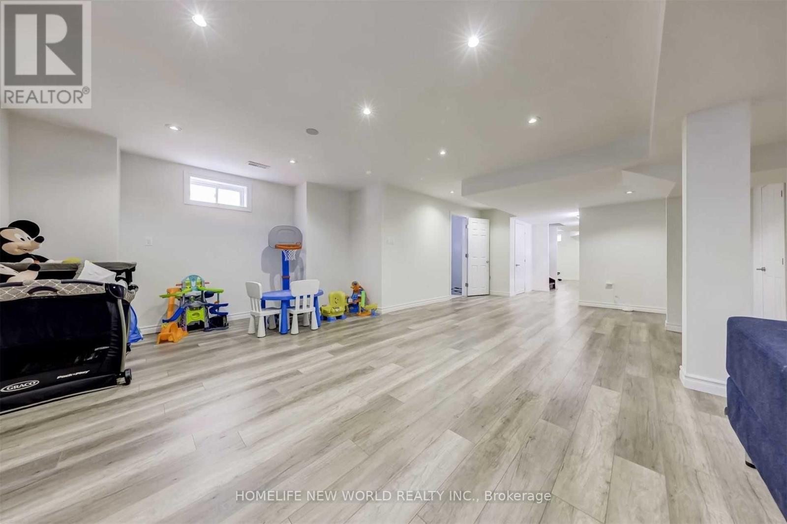 48 Roy Harper Avenue, Aurora, ON - Indoor