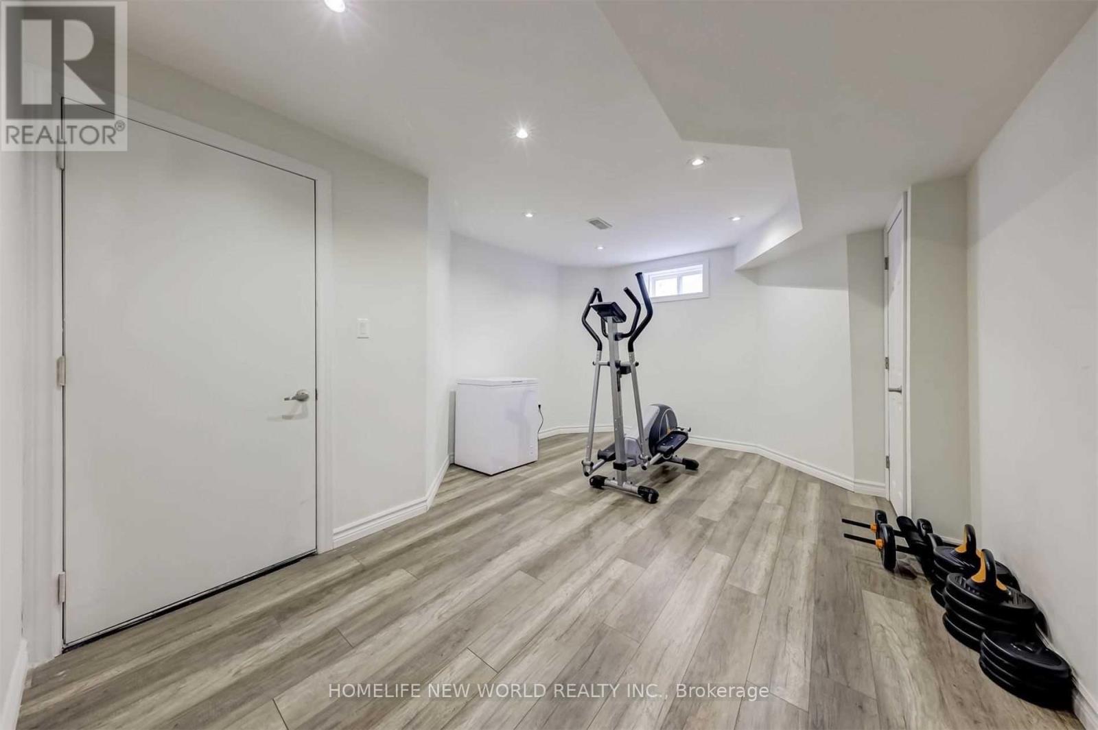 48 Roy Harper Avenue, Aurora, ON - Indoor Photo Showing Gym Room