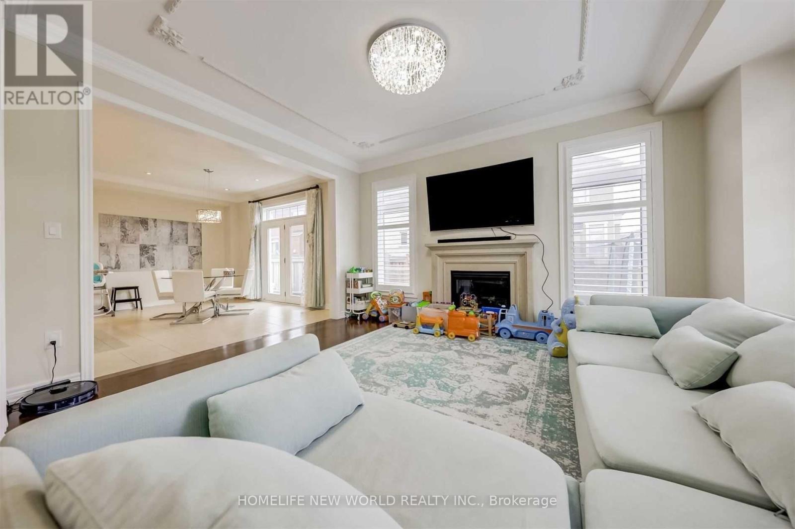 48 Roy Harper Avenue, Aurora, ON - Indoor Photo Showing Living Room With Fireplace