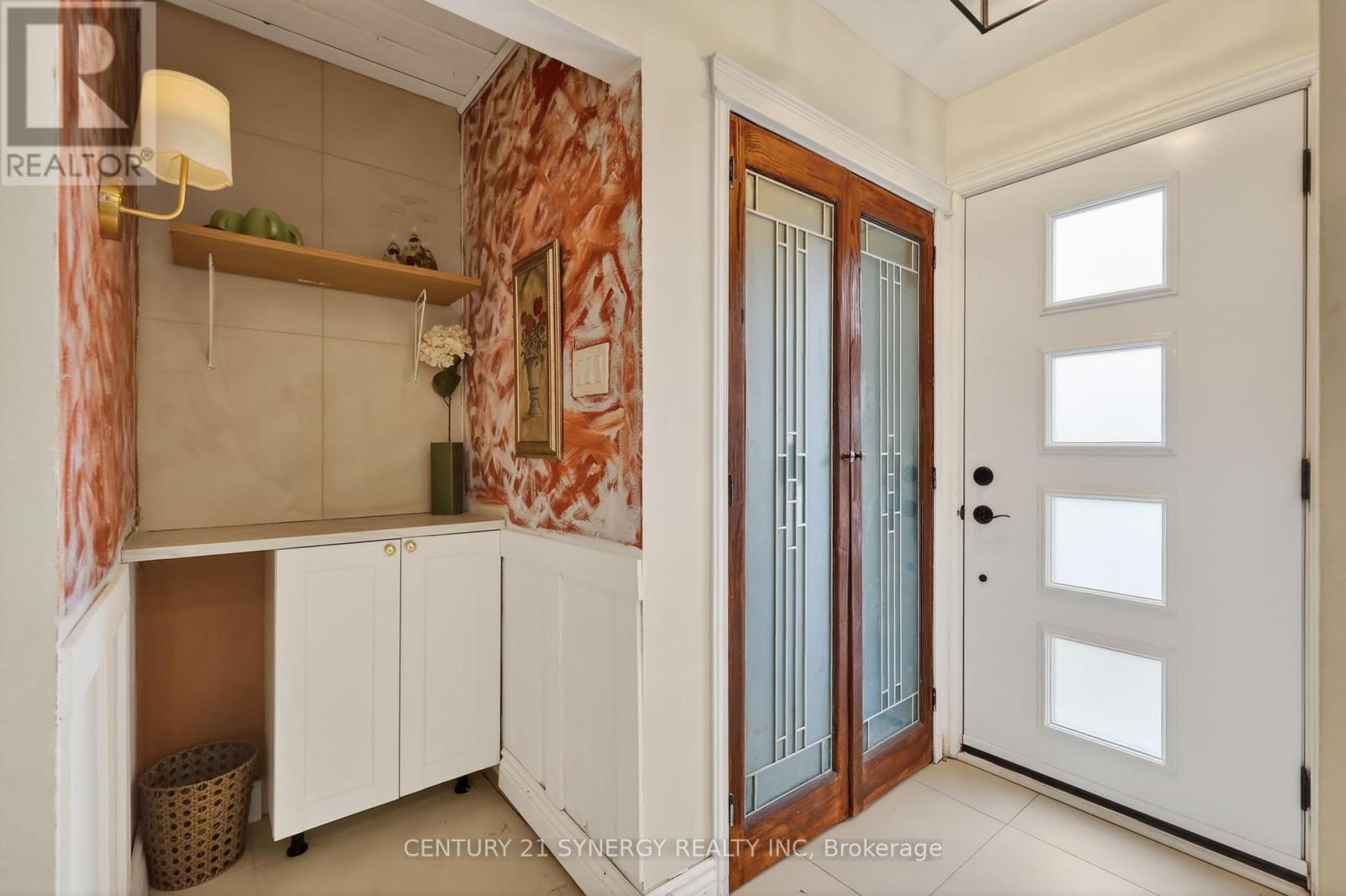 2358 Joliffe Street, Ottawa, ON - Indoor Photo Showing Other Room
