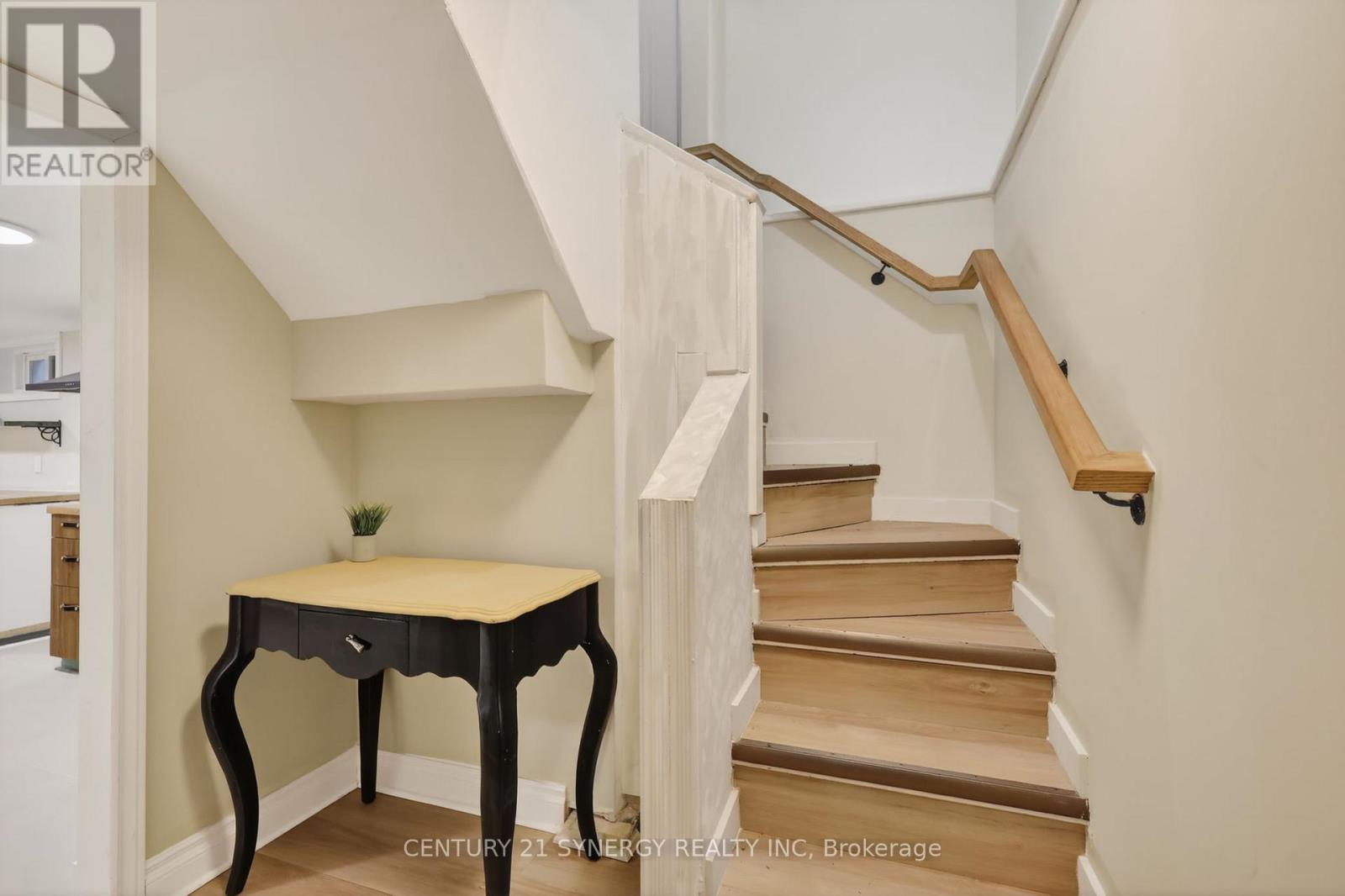 2358 Joliffe Street, Ottawa, ON - Indoor Photo Showing Other Room