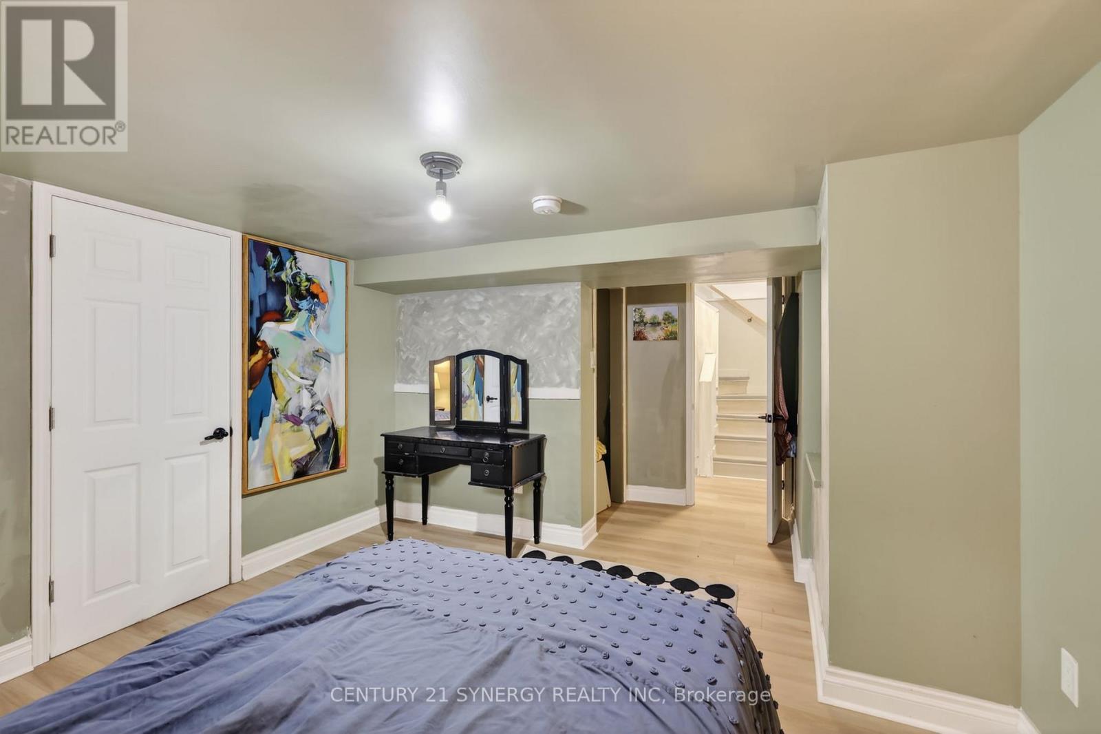 2358 Joliffe Street, Ottawa, ON - Indoor Photo Showing Bedroom