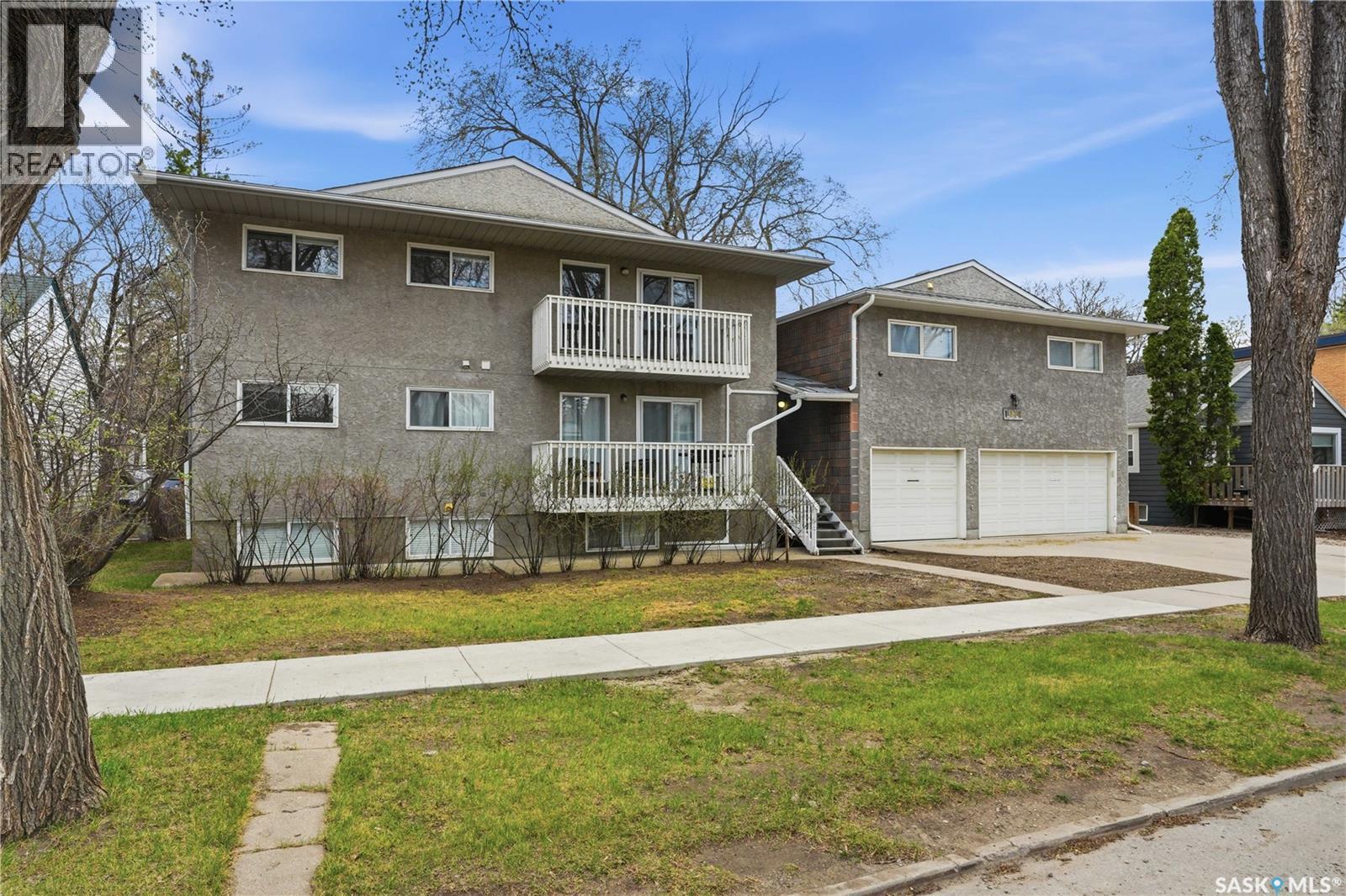 A 1014 Colony Street, Saskatoon, SK - Outdoor