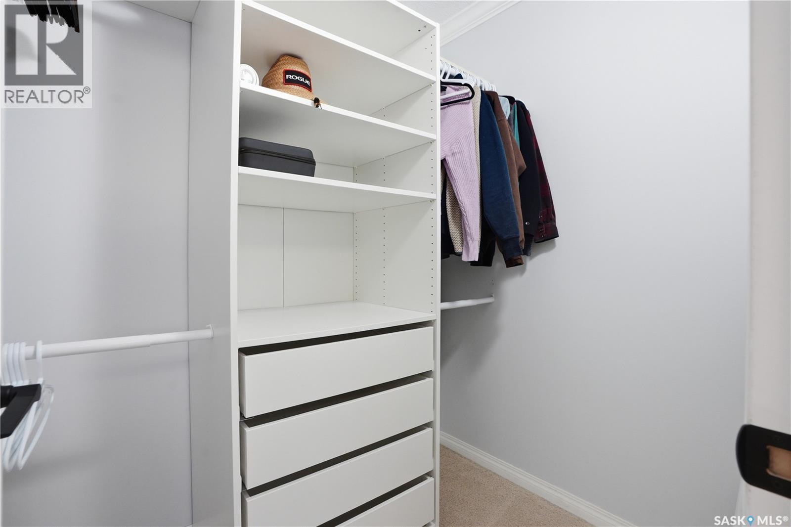 A 1014 Colony Street, Saskatoon, SK - Indoor With Storage