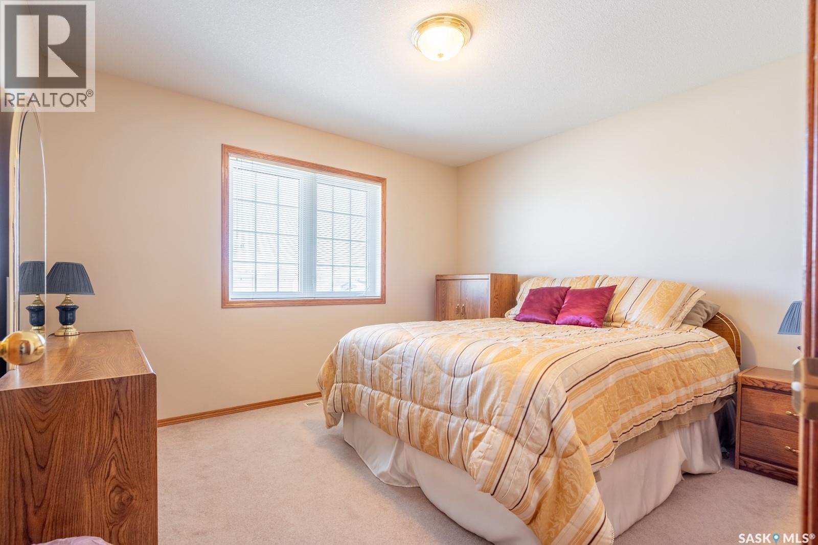 2346 Mcgregor Place, Regina, SK - Indoor Photo Showing Bedroom