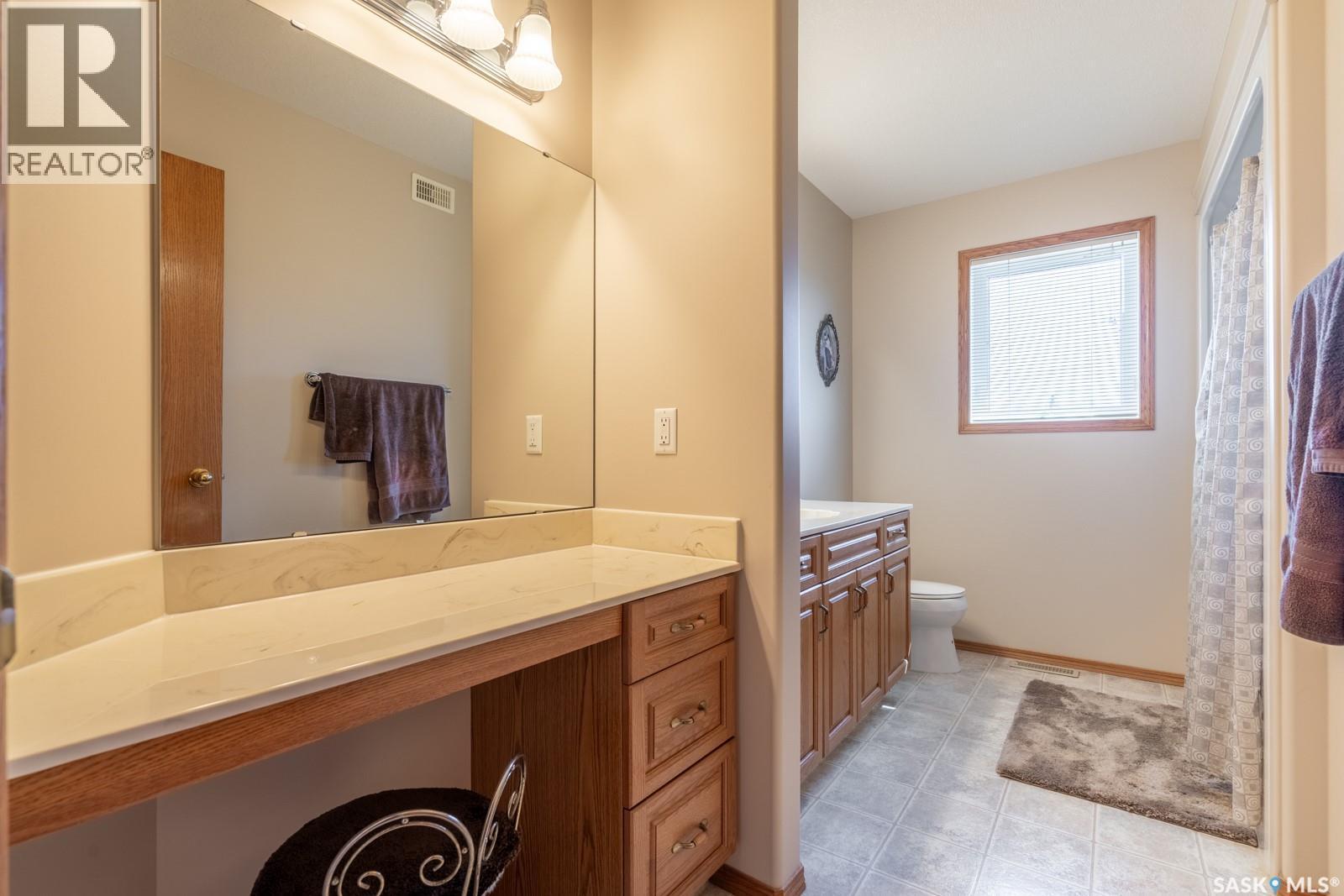 2346 Mcgregor Place, Regina, SK - Indoor Photo Showing Bathroom