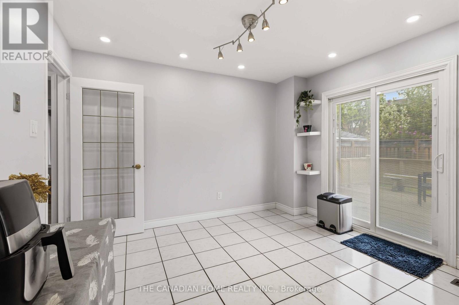 3549 Redmond Road, Mississauga, ON - Indoor Photo Showing Other Room