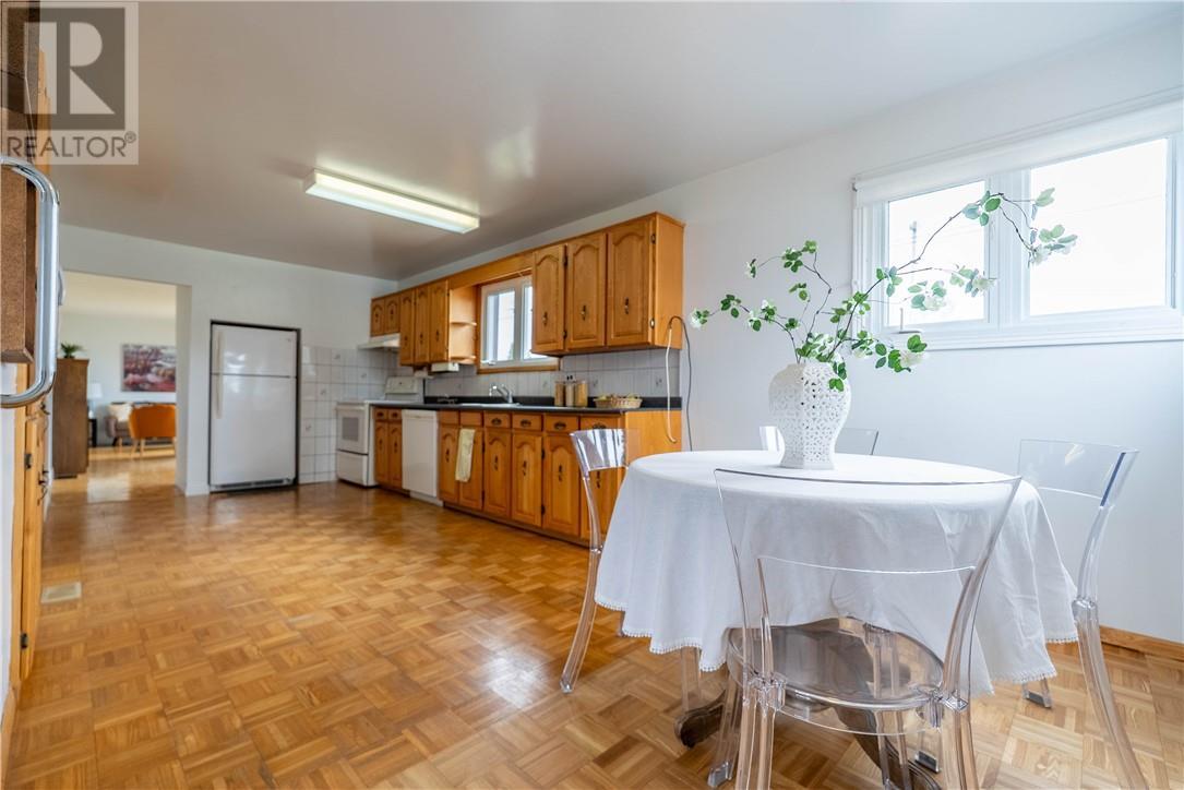 4214 Roy, Hanmer, ON - Indoor