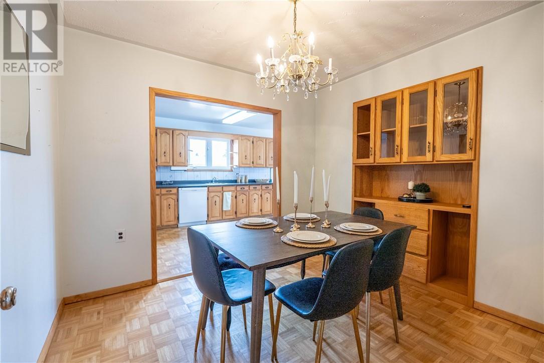 4214 Roy, Hanmer, ON - Indoor Photo Showing Dining Room