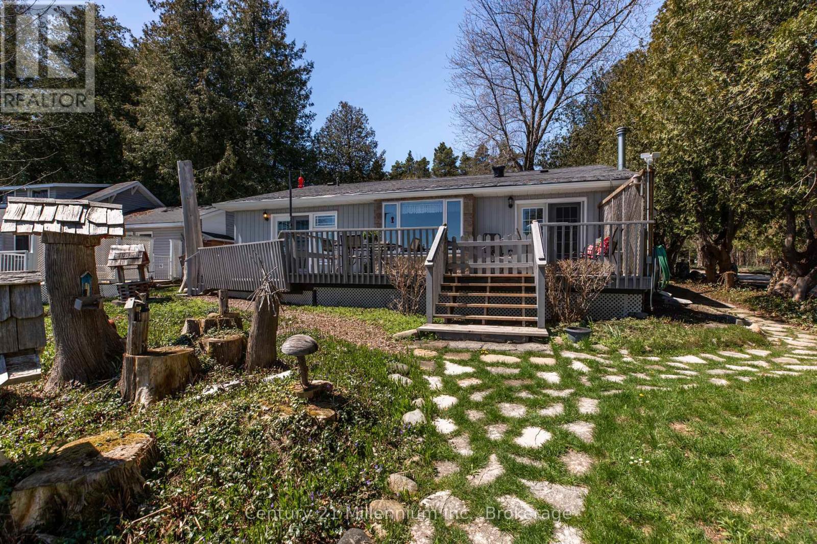117 Kiowana Beach Road, Meaford, ON - Outdoor With Deck Patio Veranda