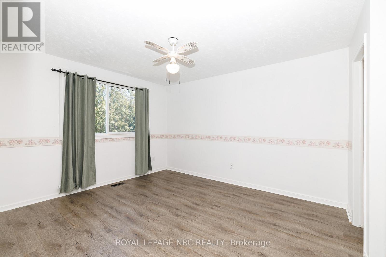 8 Kerwin Gate, St. Catharines (Lakeport), ON - Indoor Photo Showing Other Room