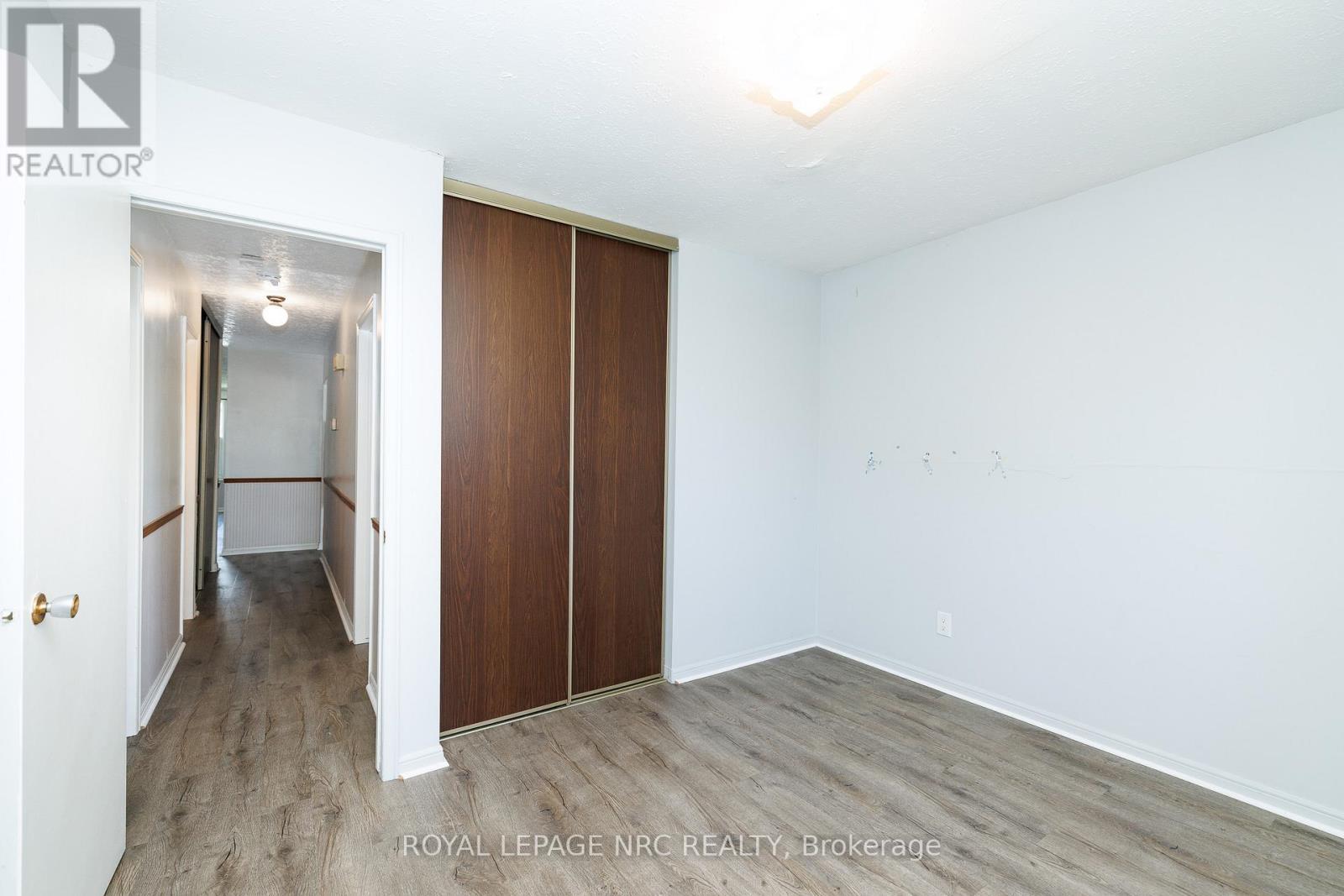 8 Kerwin Gate, St. Catharines (Lakeport), ON - Indoor Photo Showing Other Room