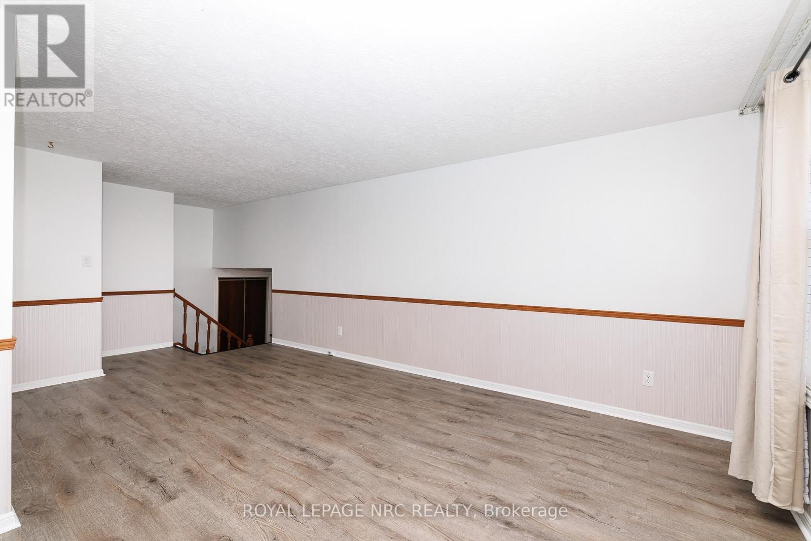 8 Kerwin Gate, St. Catharines (Lakeport), ON - Indoor Photo Showing Other Room