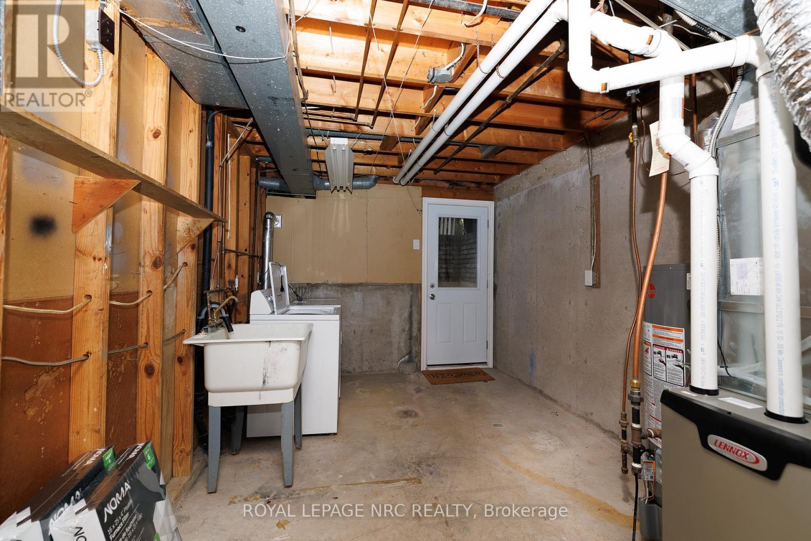 8 Kerwin Gate, St. Catharines (Lakeport), ON - Indoor Photo Showing Basement