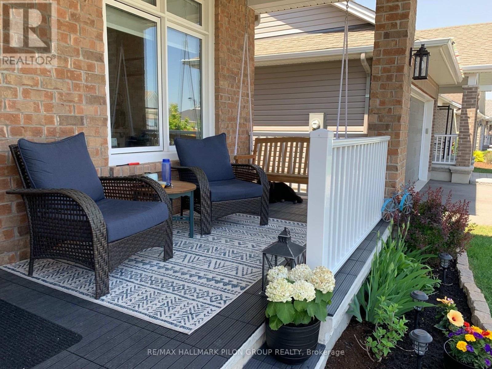 819 Tewin Circle, Ottawa, ON - Outdoor With Deck Patio Veranda With Exterior