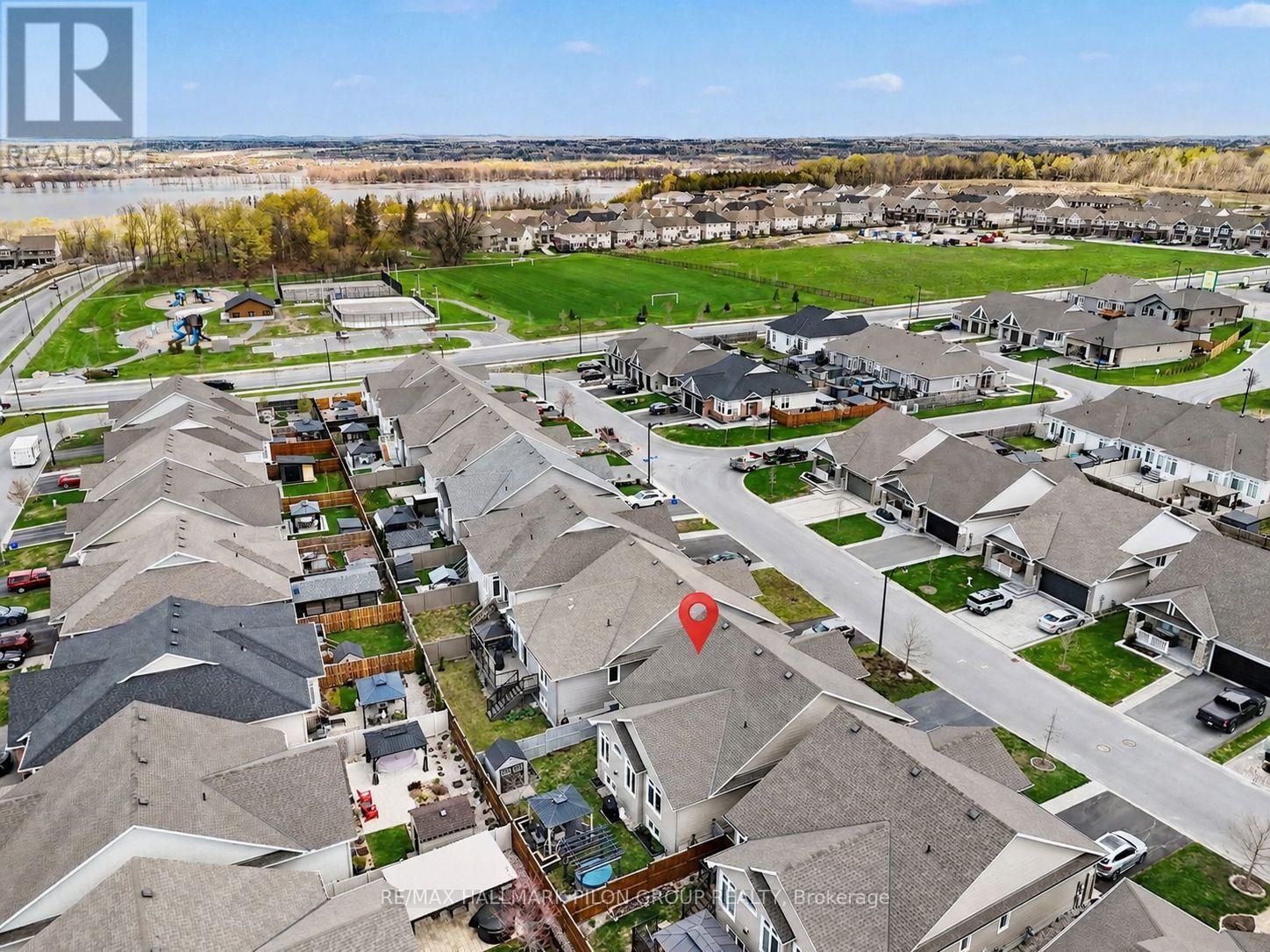 819 Tewin Circle, Ottawa, ON - Outdoor With View